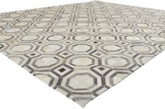 New Contemporary Patchwork Cowhide Rug with Modern Style