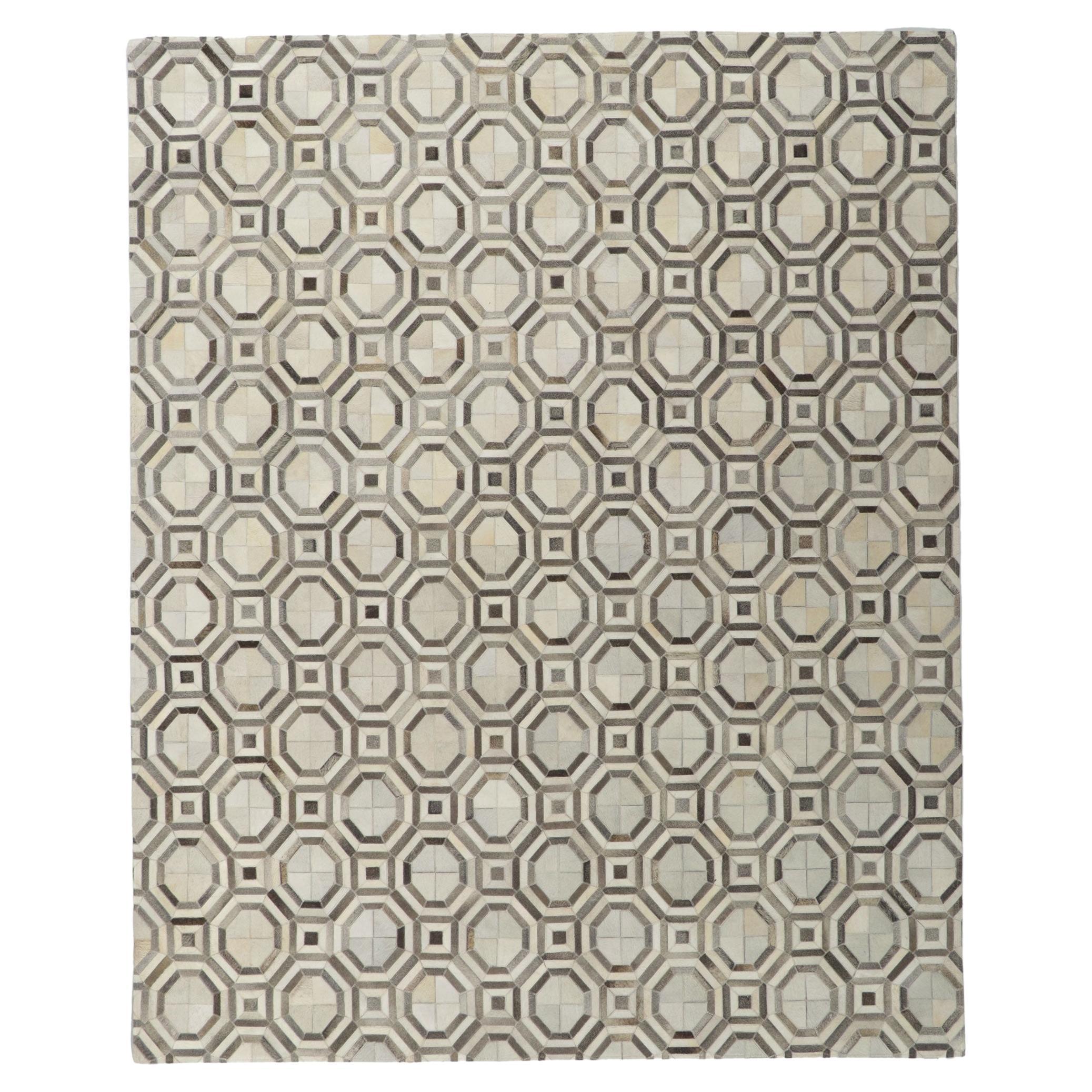 New Contemporary Patchwork Cowhide Rug with Modern Style For Sale
