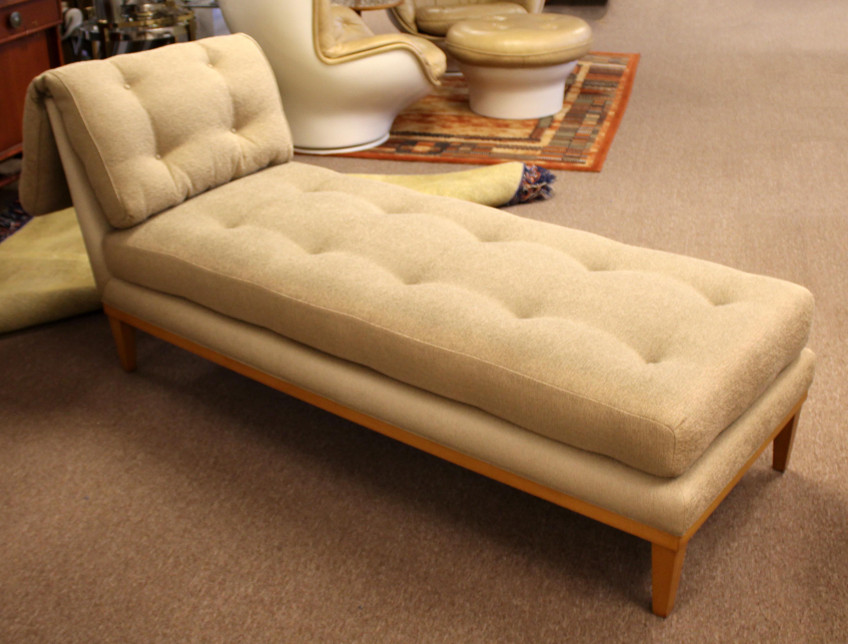 Contemporary Patrick Naggar for Ralph Pucci Classic Daybed Chaise Lounge, France In Good Condition In Keego Harbor, MI