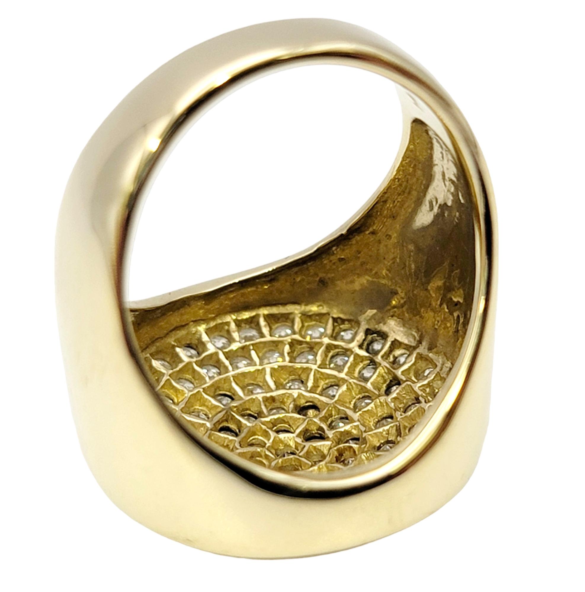 Contemporary Pave Diamond Circles Disc Cocktail Ring in 14 Karat Yellow Gold For Sale 4