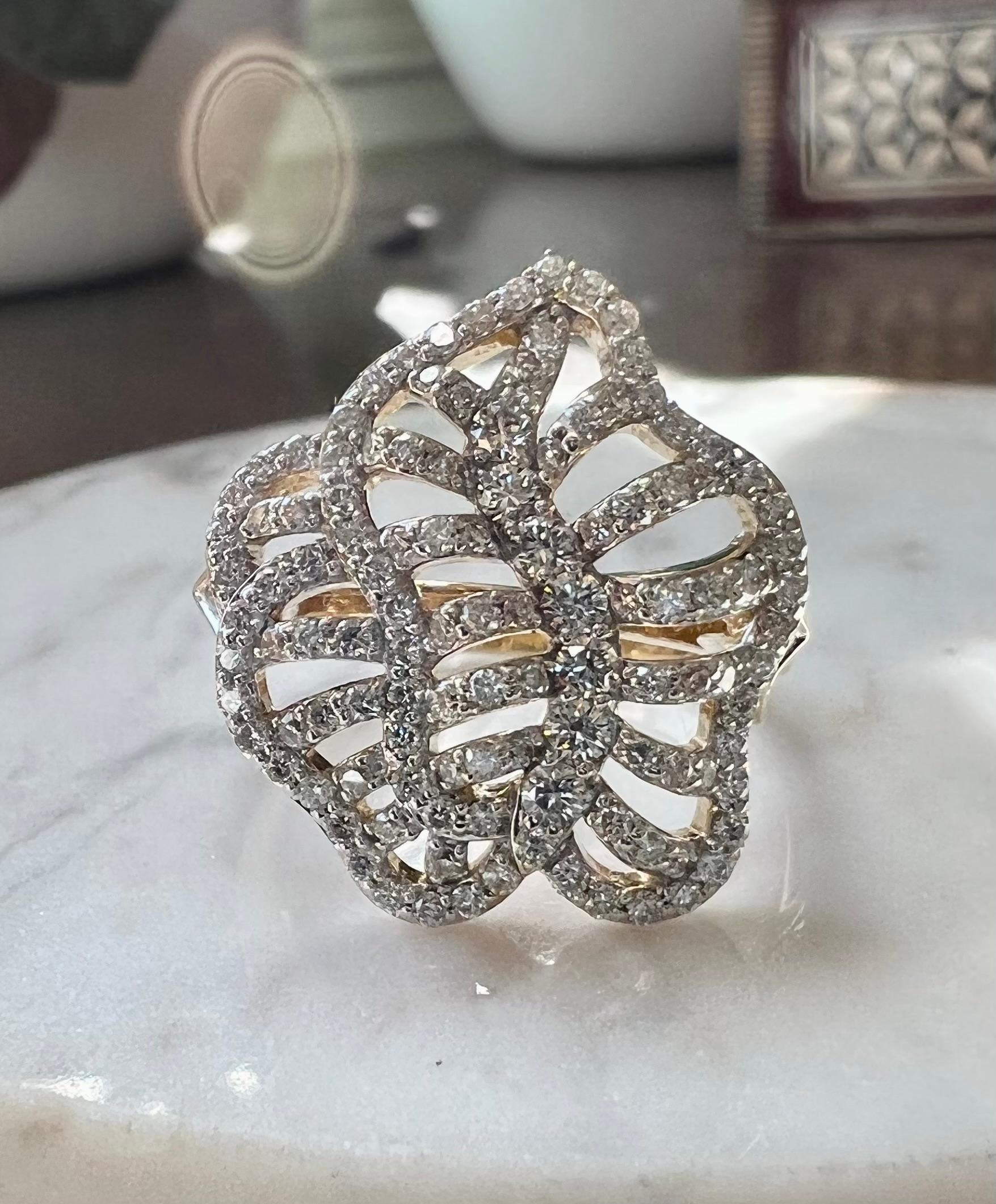 Contemporary Pave Diamond Leaf Design Ring in 14K Two Tone Gold For Sale 2