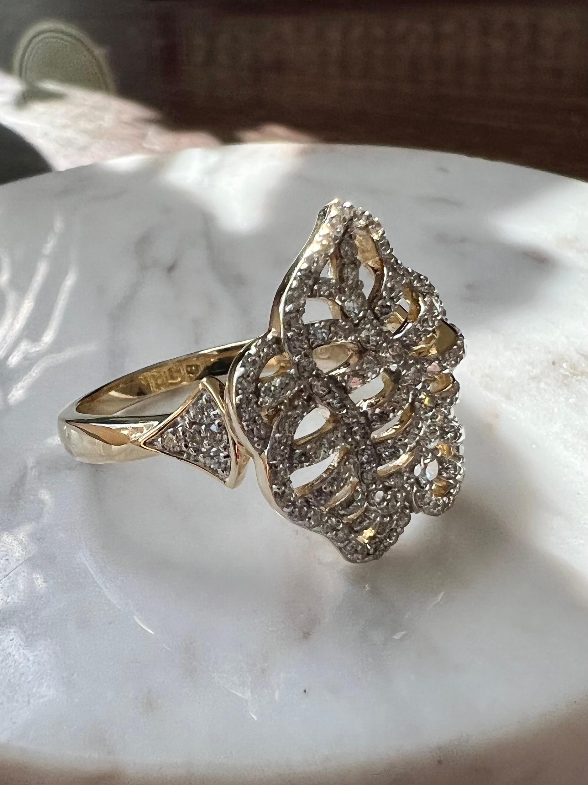 Contemporary Pave Diamond Leaf Design Ring in 14K Two Tone Gold For Sale 3