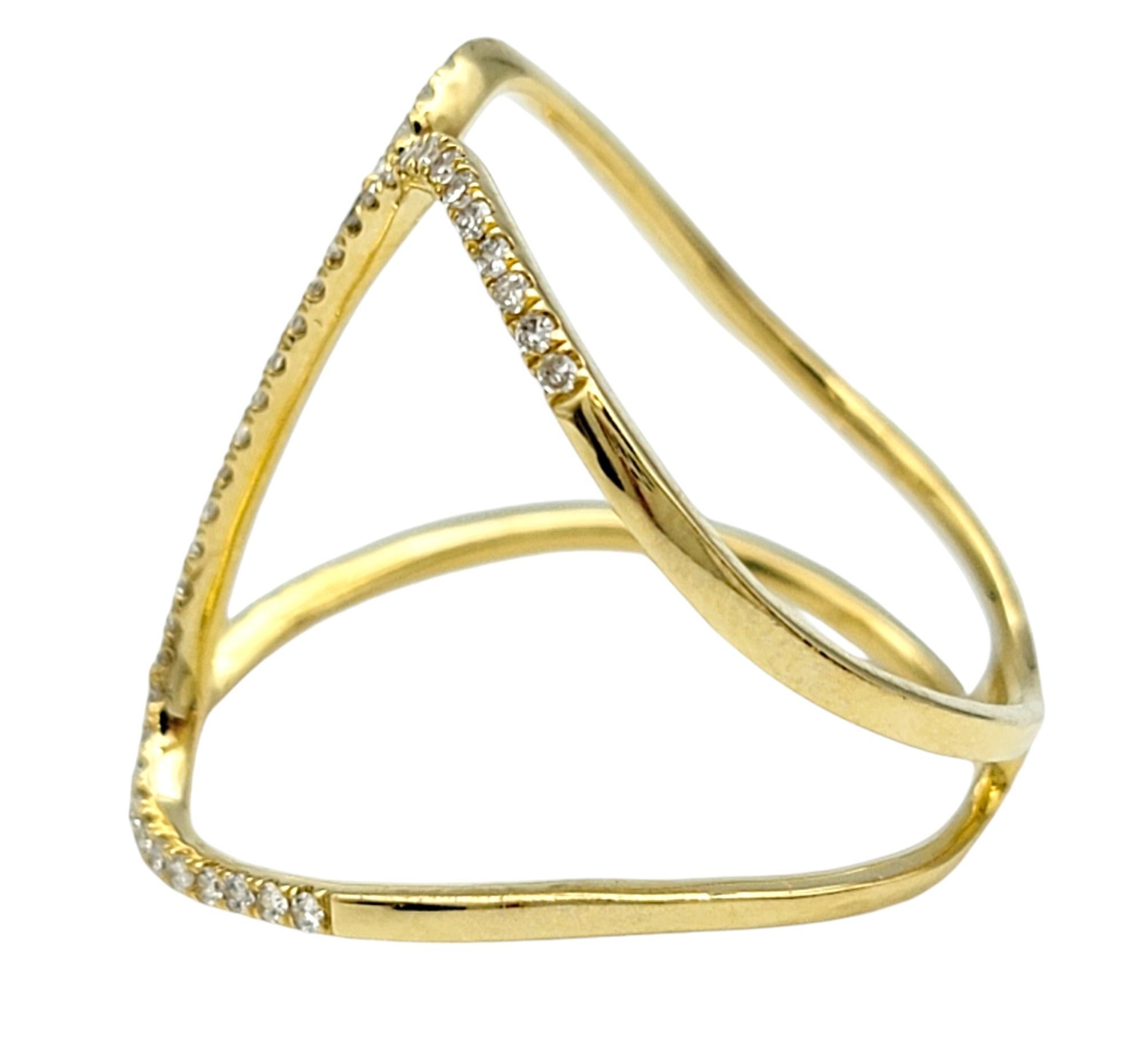 Contemporary Pavé Diamond Negative Space Split Shank Ring 18 Karat Yellow Gold In Good Condition For Sale In Scottsdale, AZ