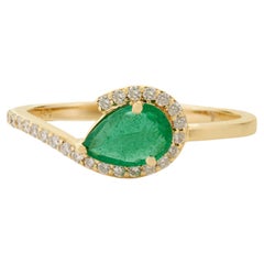 Contemporary Pear-Shaped Emerald & Diamond Halo Bypass Ring in 14K Yellow Gold