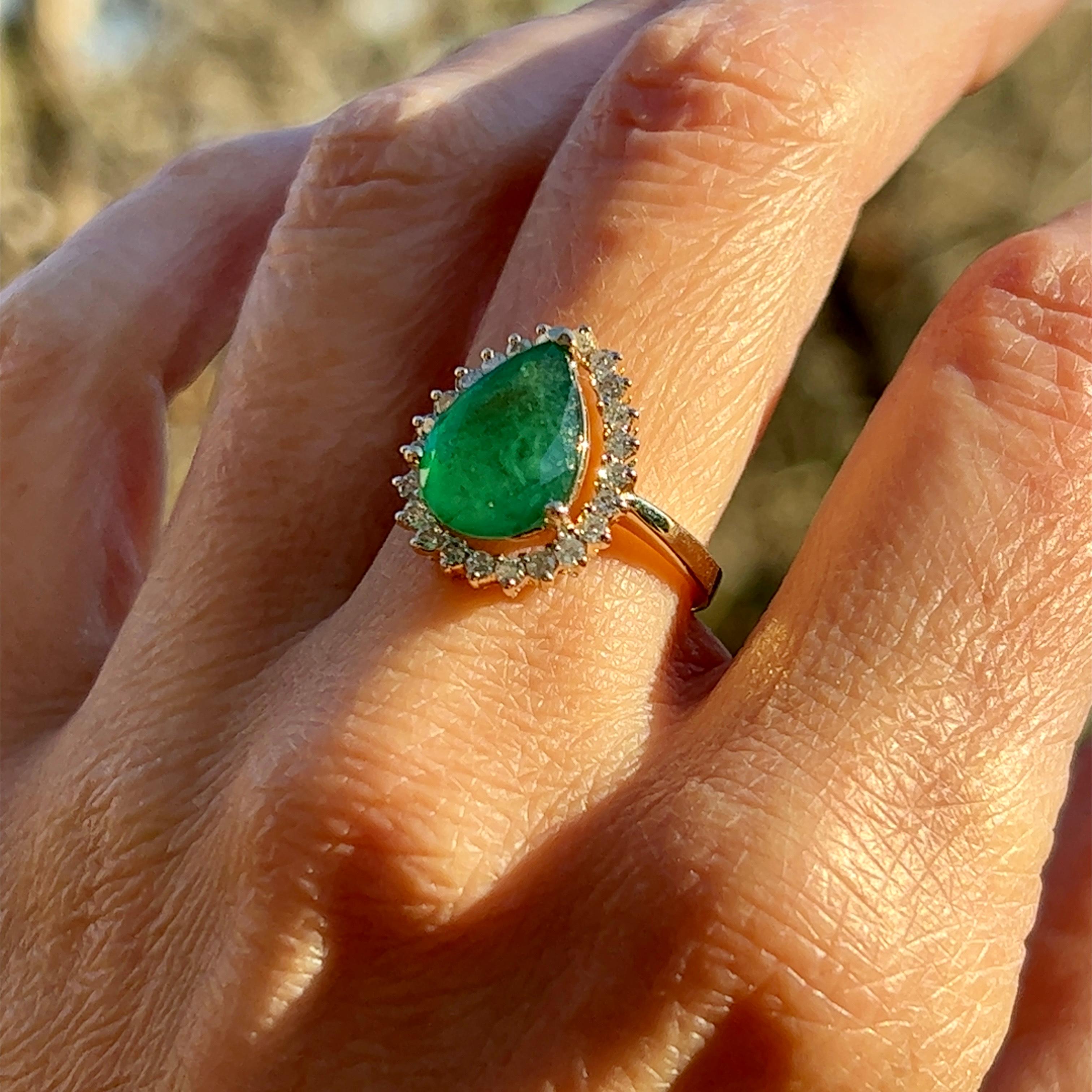 Contemporary Pear Shaped Emerald Diamond Halo Ring in 14K Yellow Gold 2
