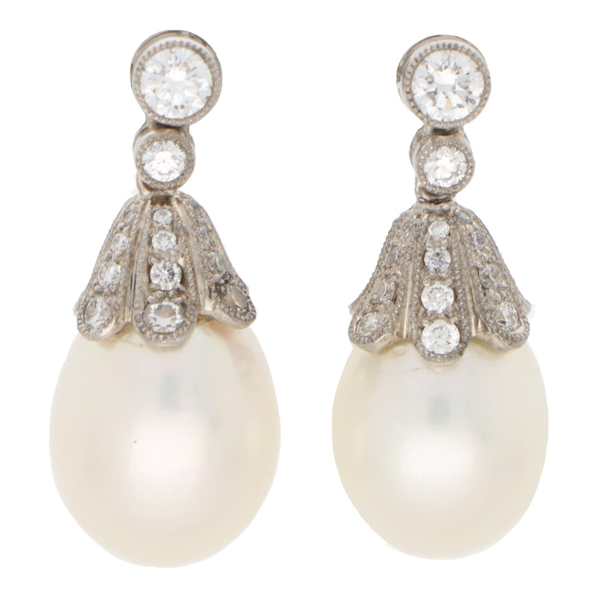 Modern  Contemporary Pearl and Diamond Drop Earrings in 18k White Gold For Sale