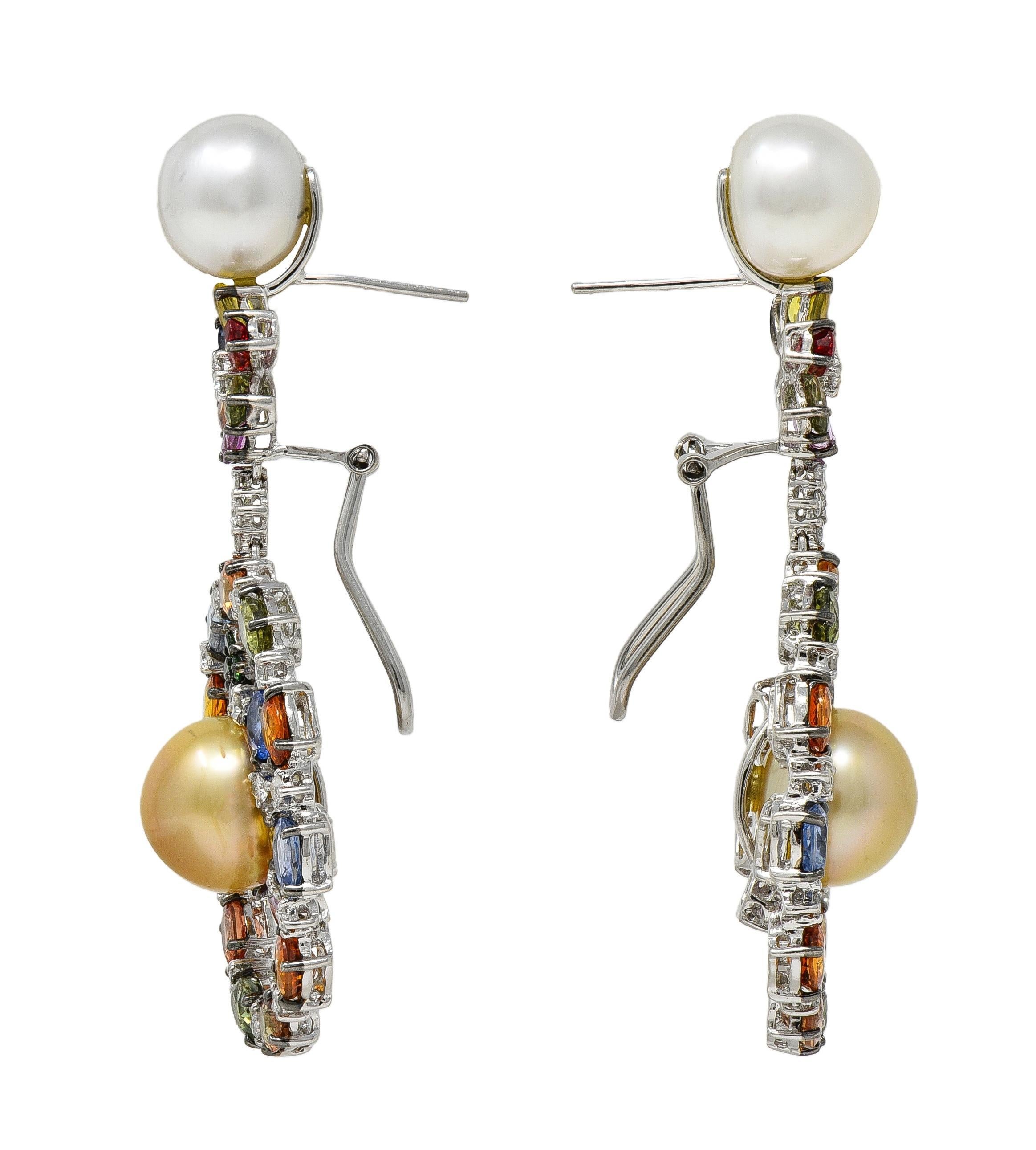 Orecchini d'epoca contemporanei con perle, zaffiri e diamanti in oro bianco 18 carati In condizioni ottime in vendita a Philadelphia, PA