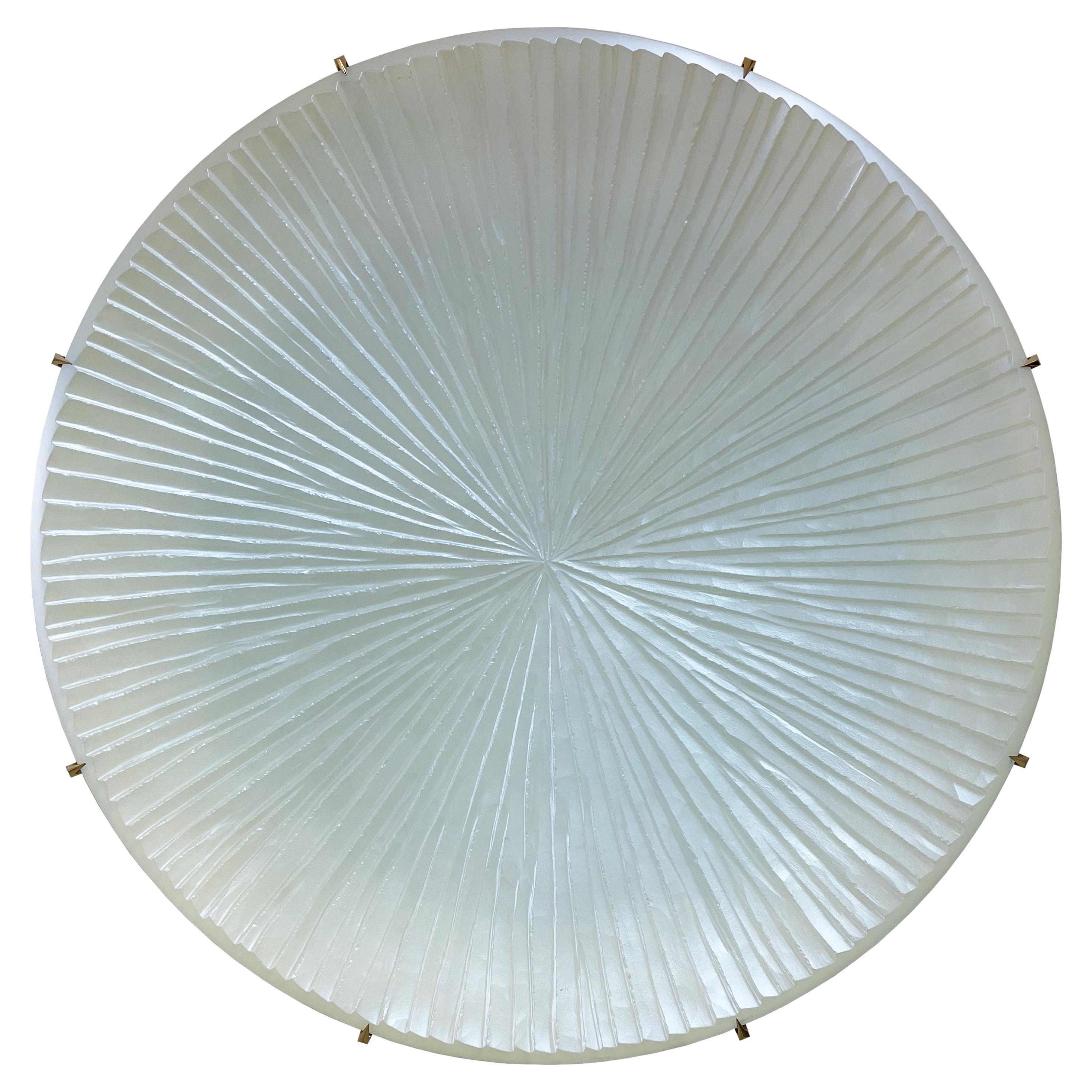 Contemporary Pearly White Concave Wall Plate by Ghiró Studio For Sale