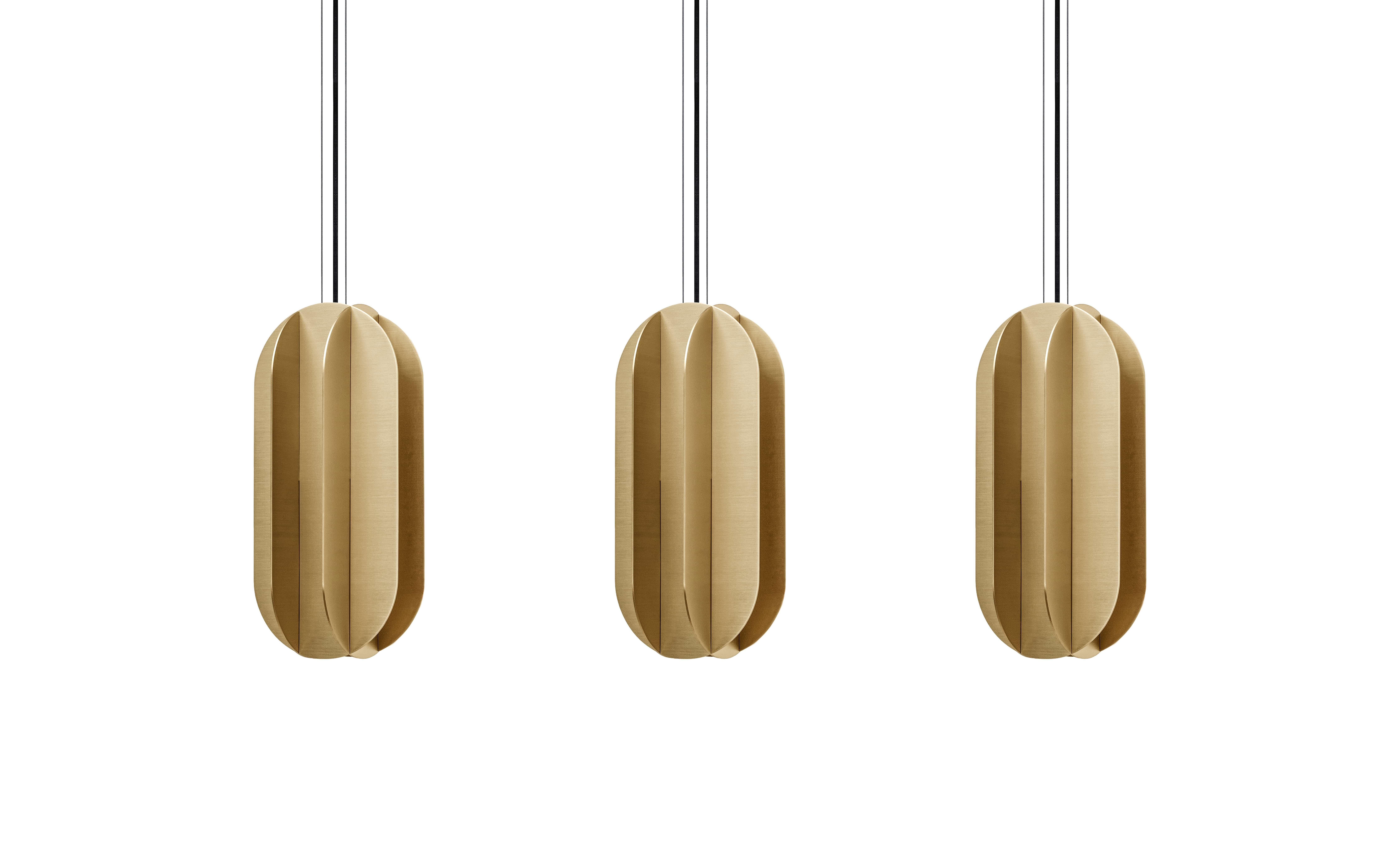 Organico moderno Sospensione contemporanea 'EL Lamp CS1' di NOOM, grande, ottone in vendita