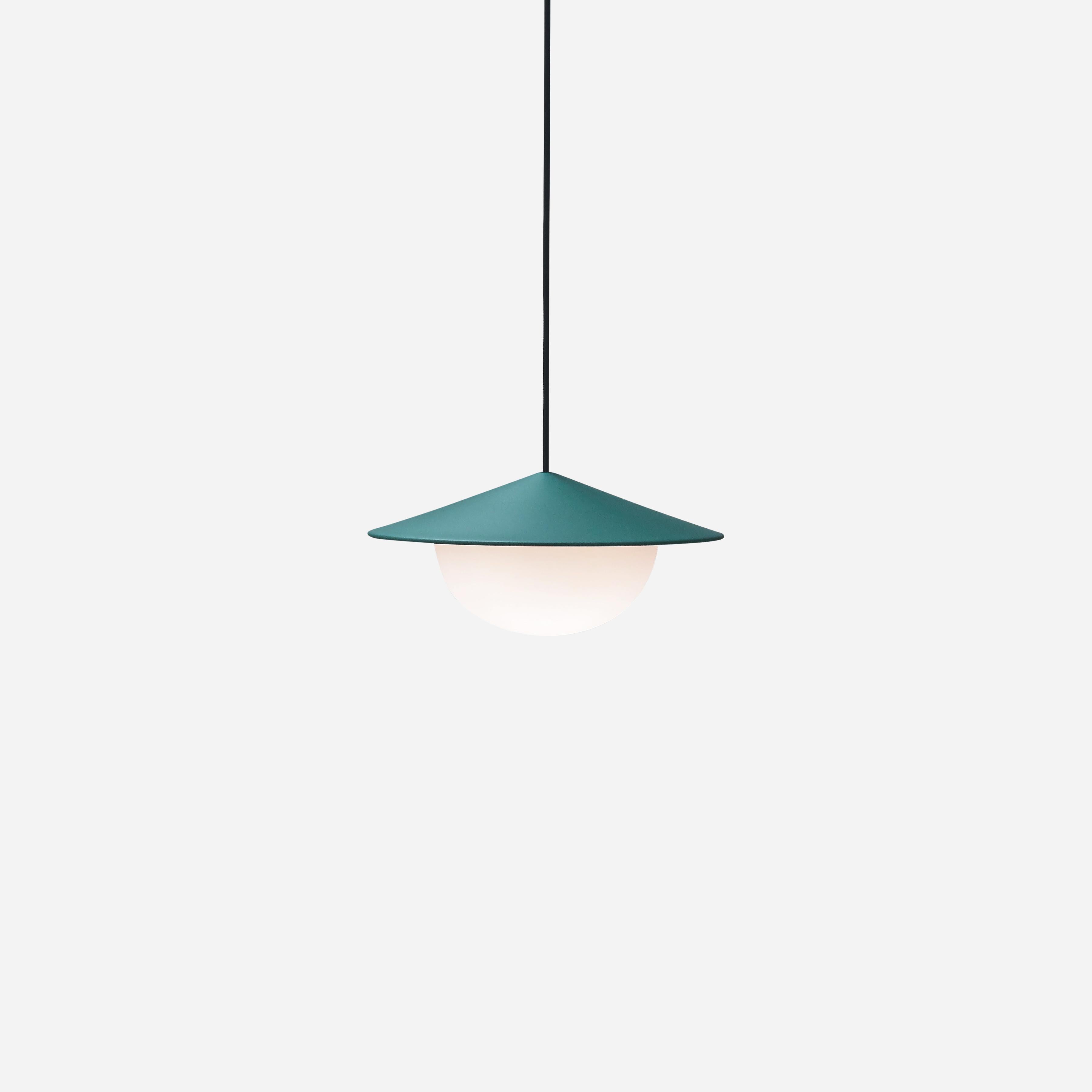 Zeitgenössische Pendelleuchte ''Alley'' von AGO ''Small-Green'' im Angebot 3