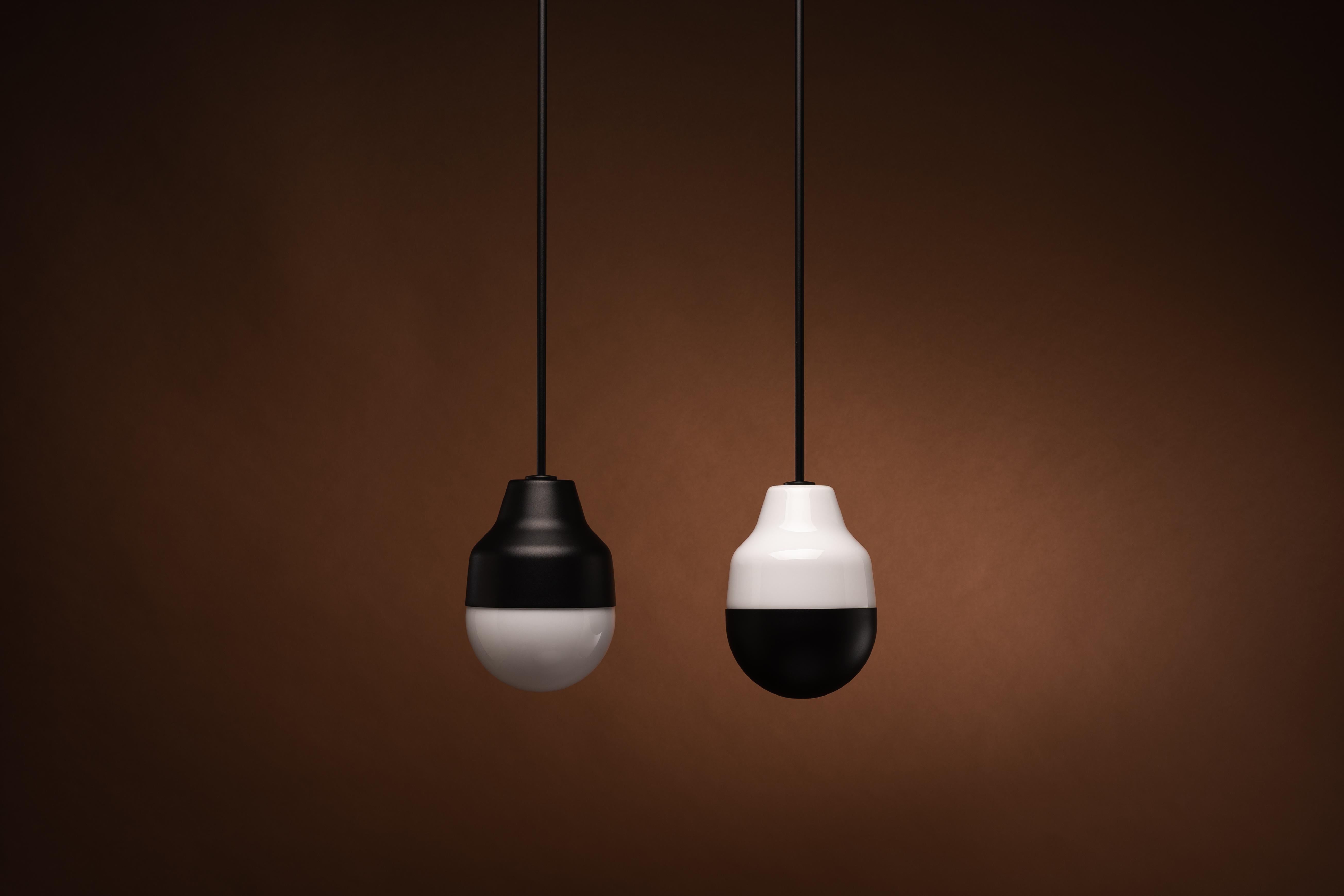 Contemporary Pendant Lamp 'Ambiguo type-01' in Steel and Glass 2