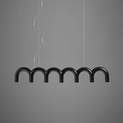 Lampe suspendue contemporaine 'Arch Straight' par Oblure, noir