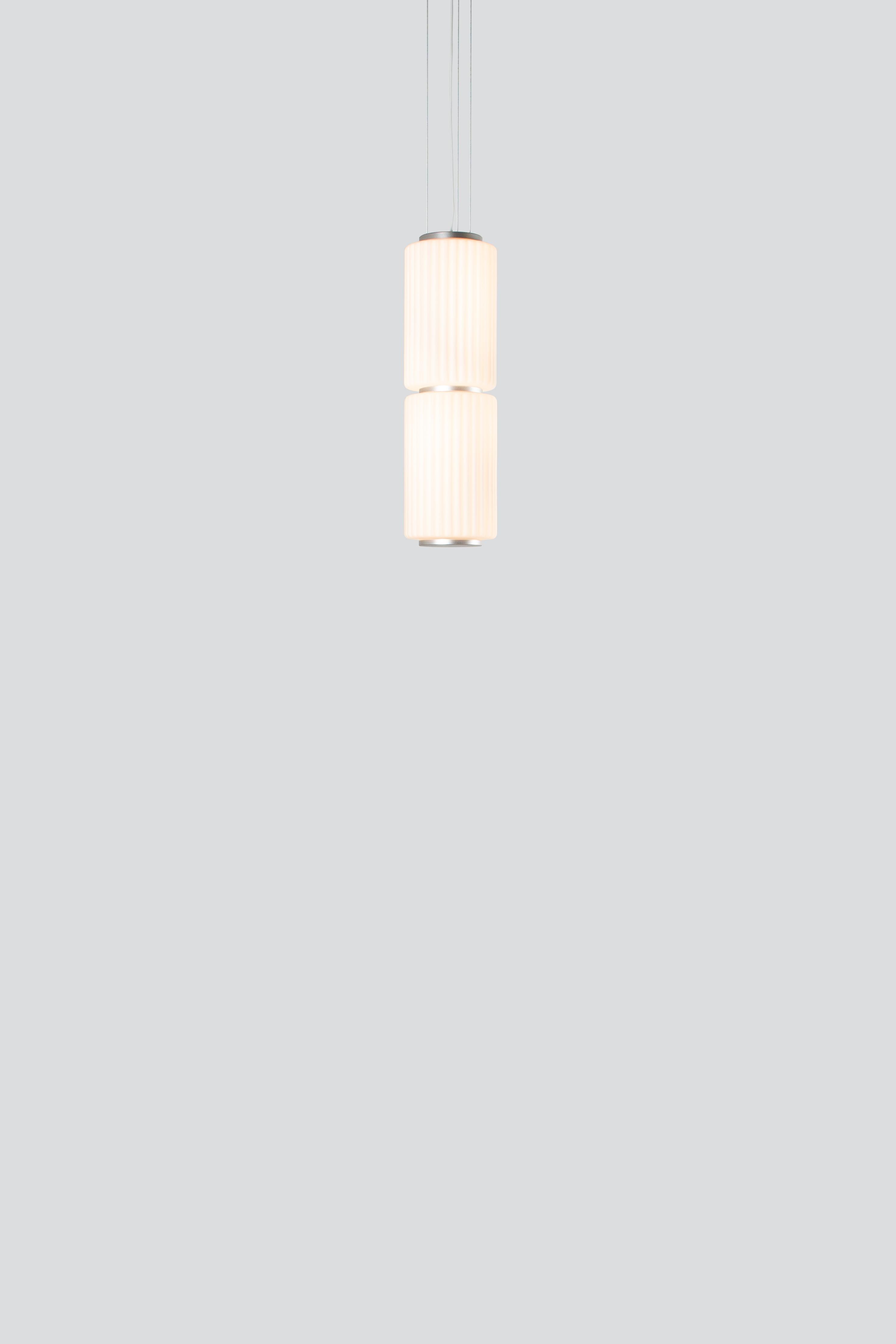 Organic Modern Contemporary Pendant Lamp 'Column' 175-2, Vertical, Ivory For Sale