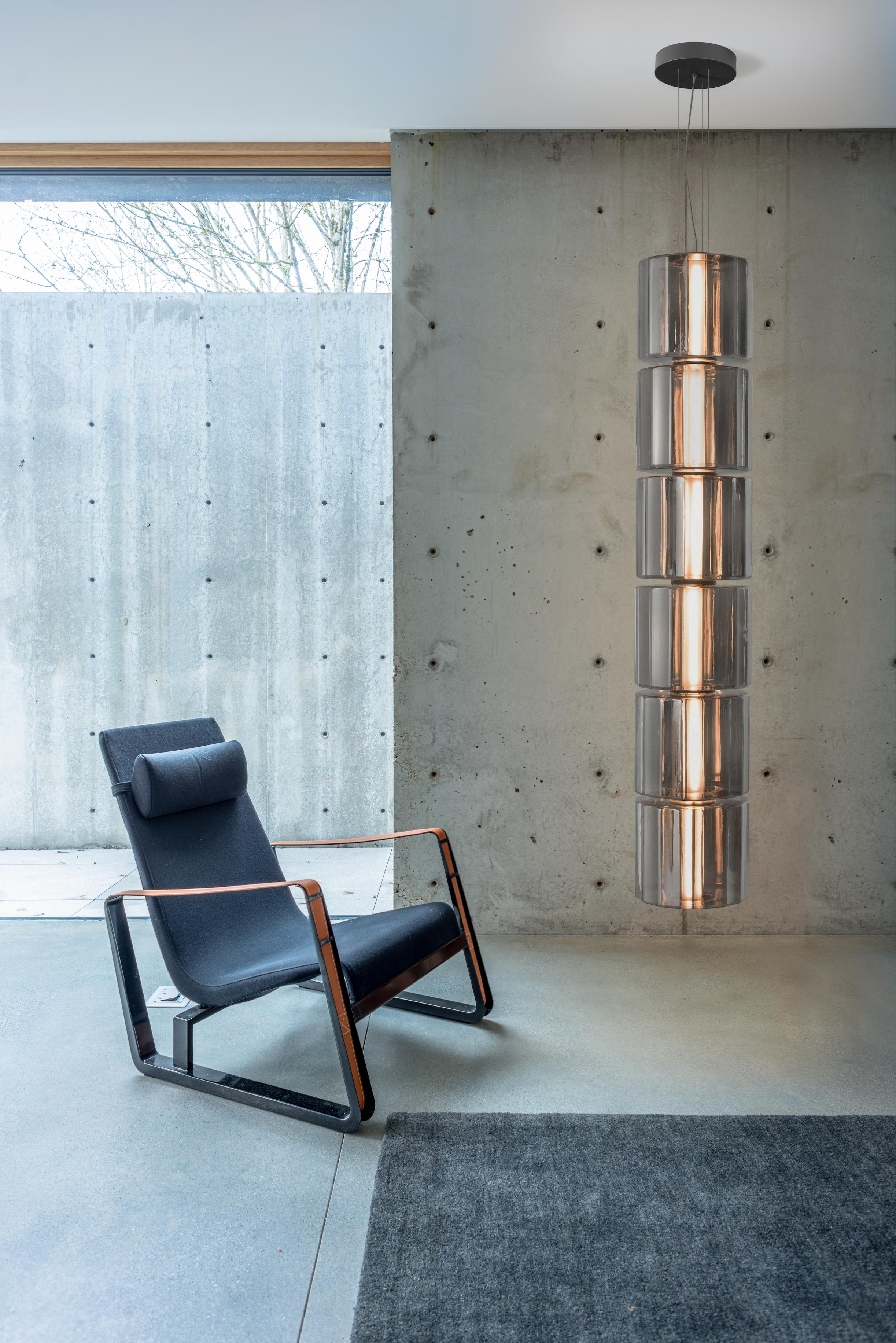 Lámpara Colgante Contemporánea 'Columna' 300 - 5, Vertical, Carbono Moderno orgánico en venta