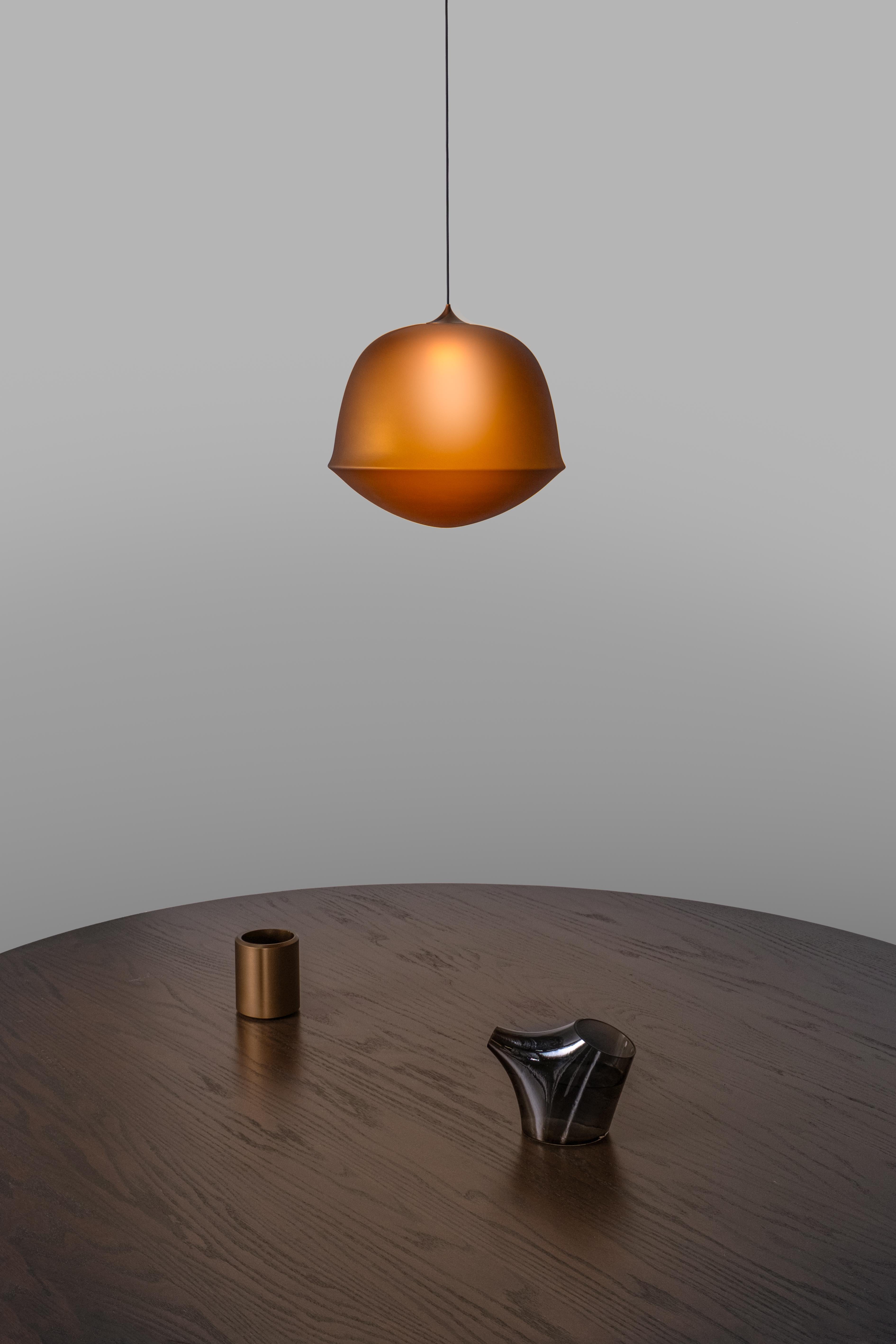 Lampada a sospensione contemporanea 'Contour' 300, Pearl by AND in vendita 5