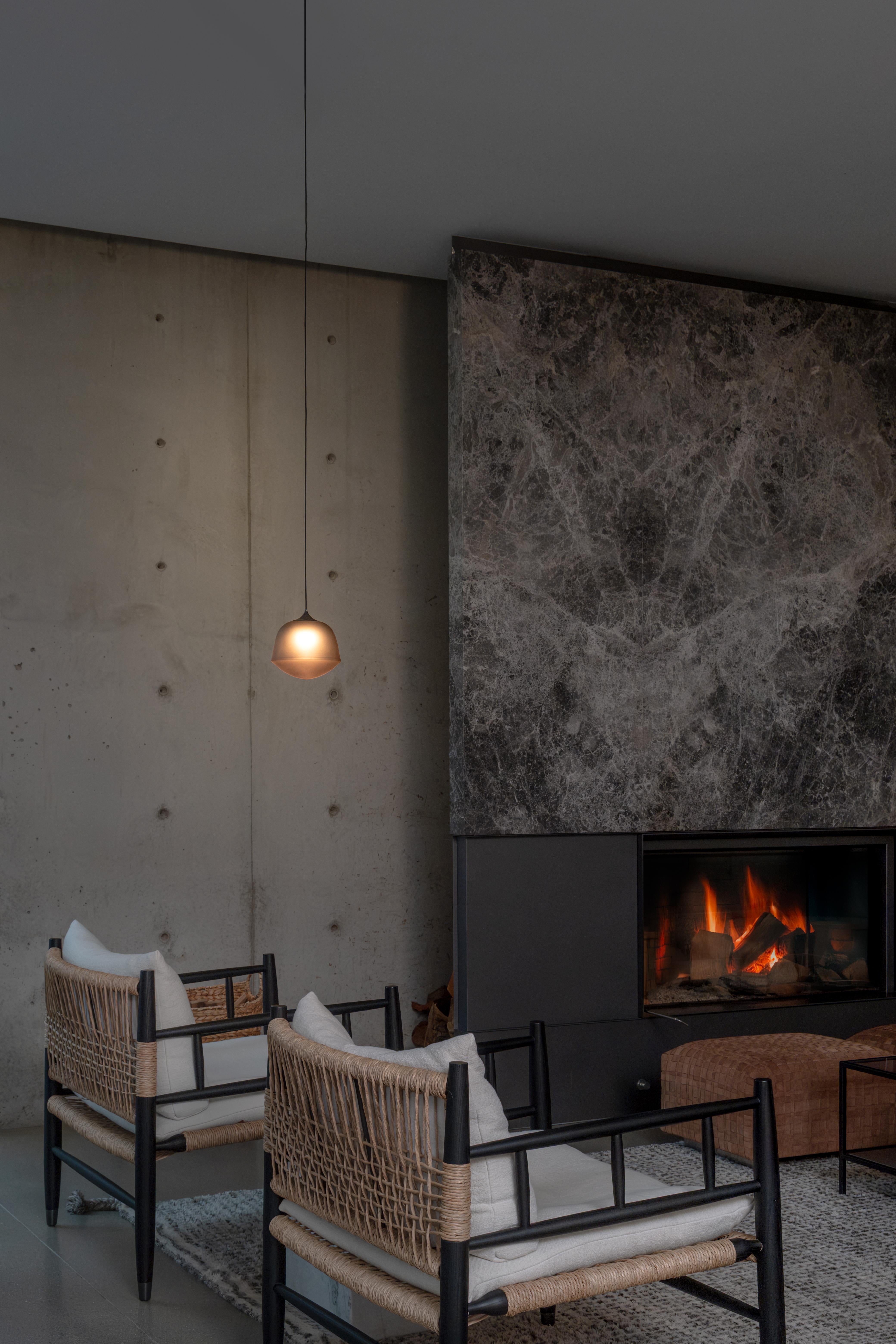 Lampada a sospensione contemporanea 'Contour' 300, Pearl by AND in vendita 10