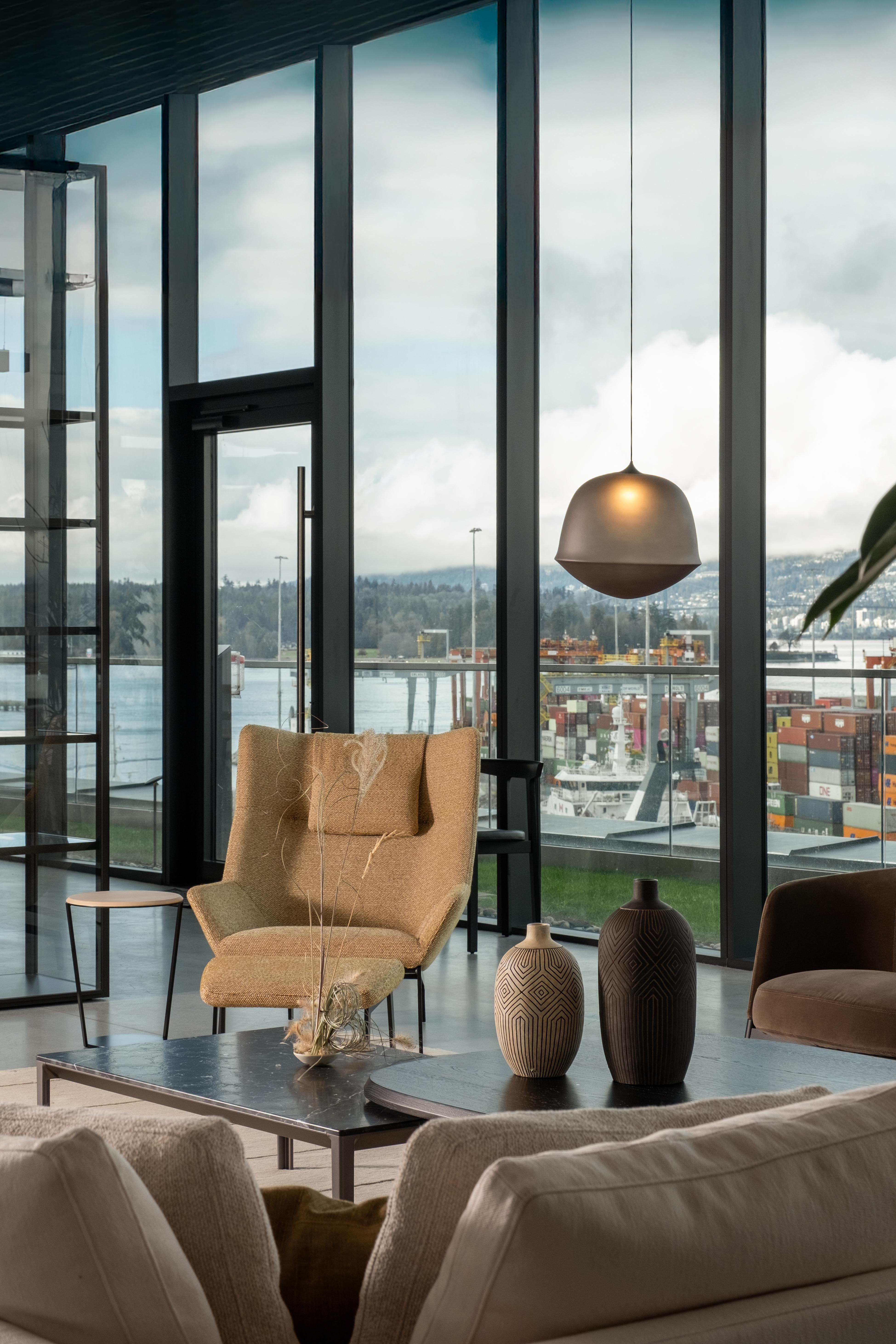 Lampada a sospensione contemporanea 'Contour' 300, Pearl by AND in vendita 12