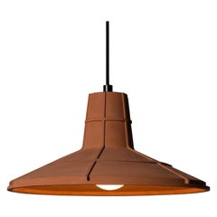 Lampada a sospensione contemporanea 'L' in terracotta, marrone