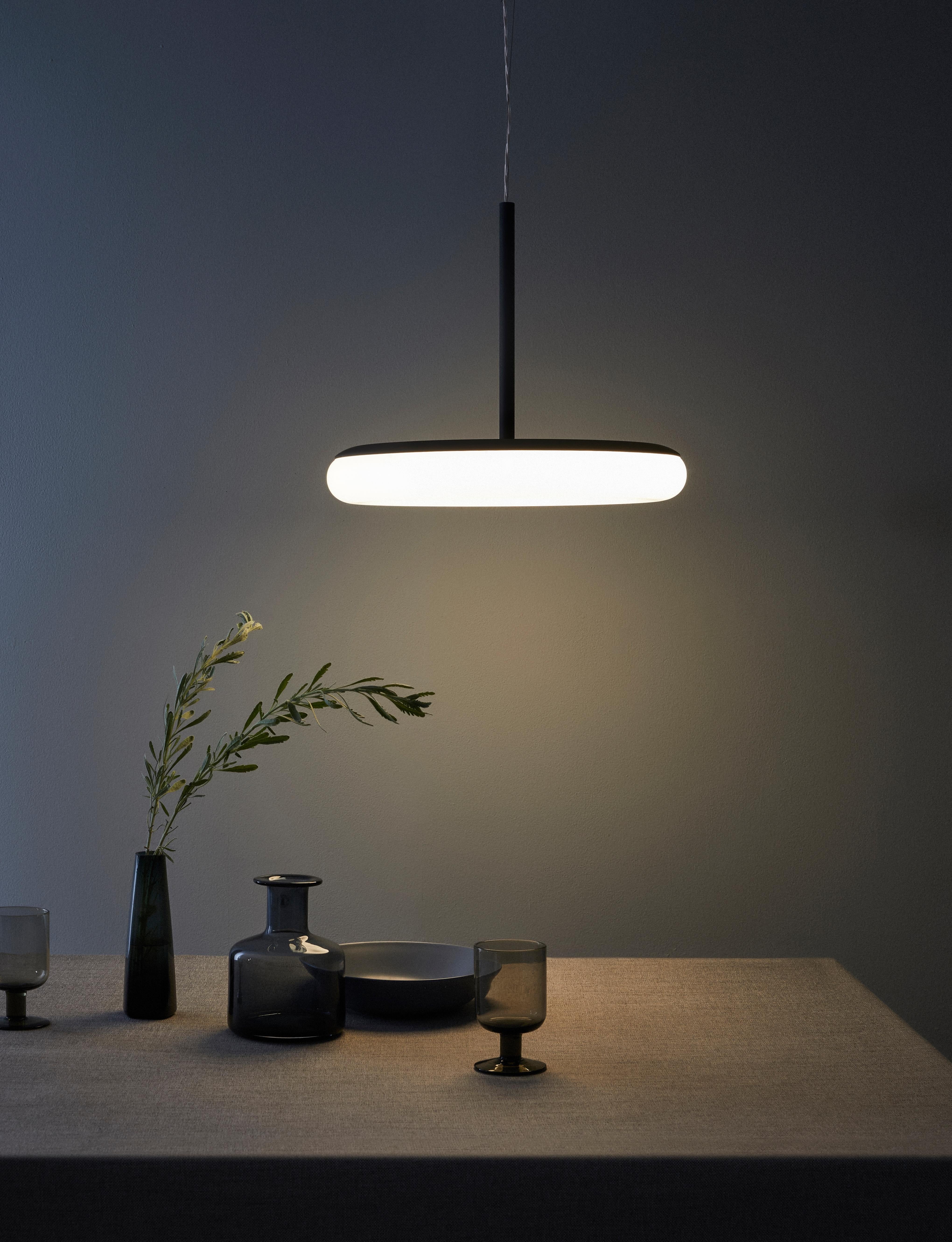 Mozzi Pendant Lamp by AGO Lighting

Opal glass, Steel, Aluminum Integrated LED (SMD), DC
Light source: Integrated LED (SMD), DC
Watt: 13 W
Color Temp. 2700 / 3000 K
Cable Lengths 3m
Ceiling cup Ø 90, H 40 mm

Two sizes available: large (44
