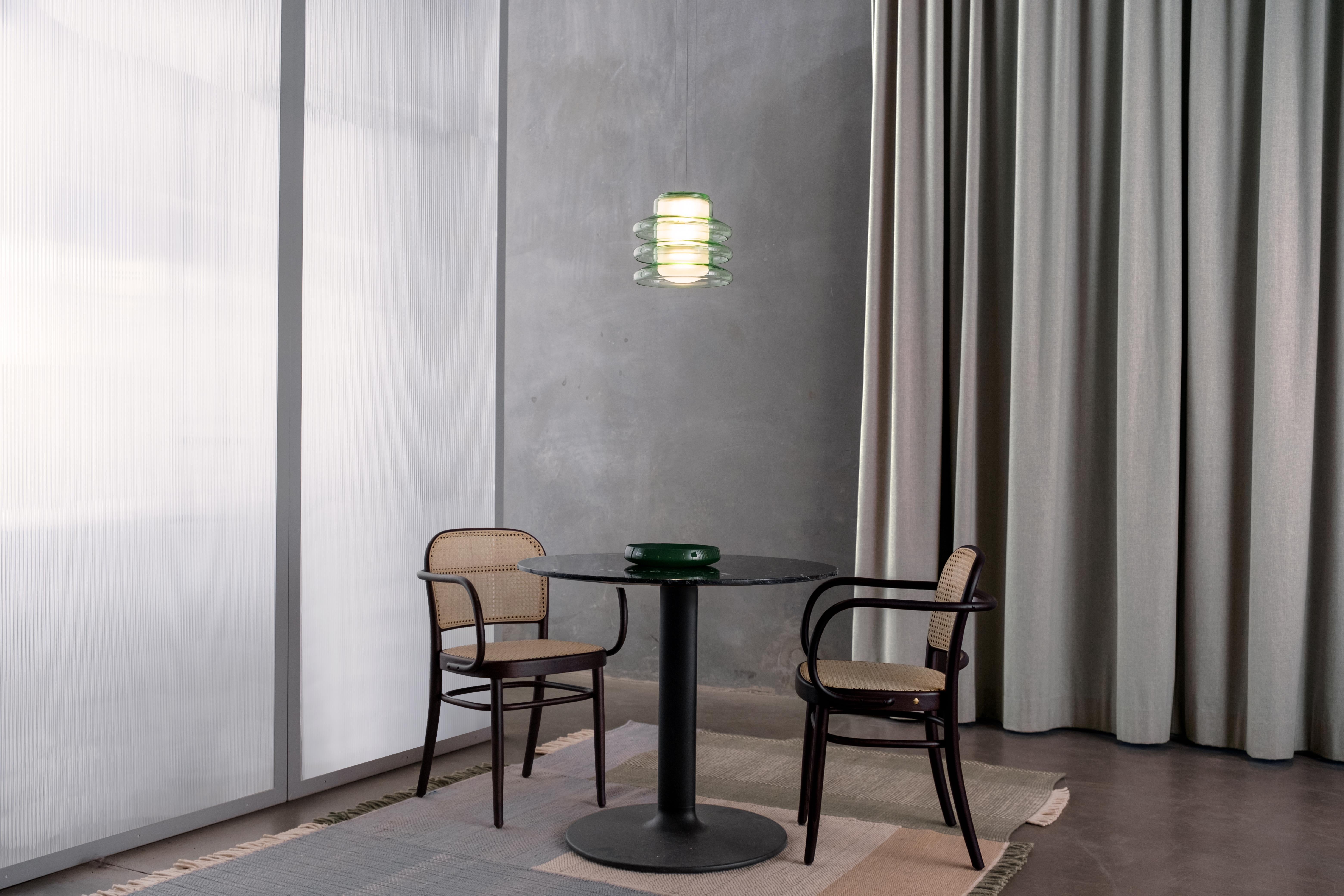 Lampada a sospensione contemporanea 'Pace 28-1', traslucida di AND in vendita 8