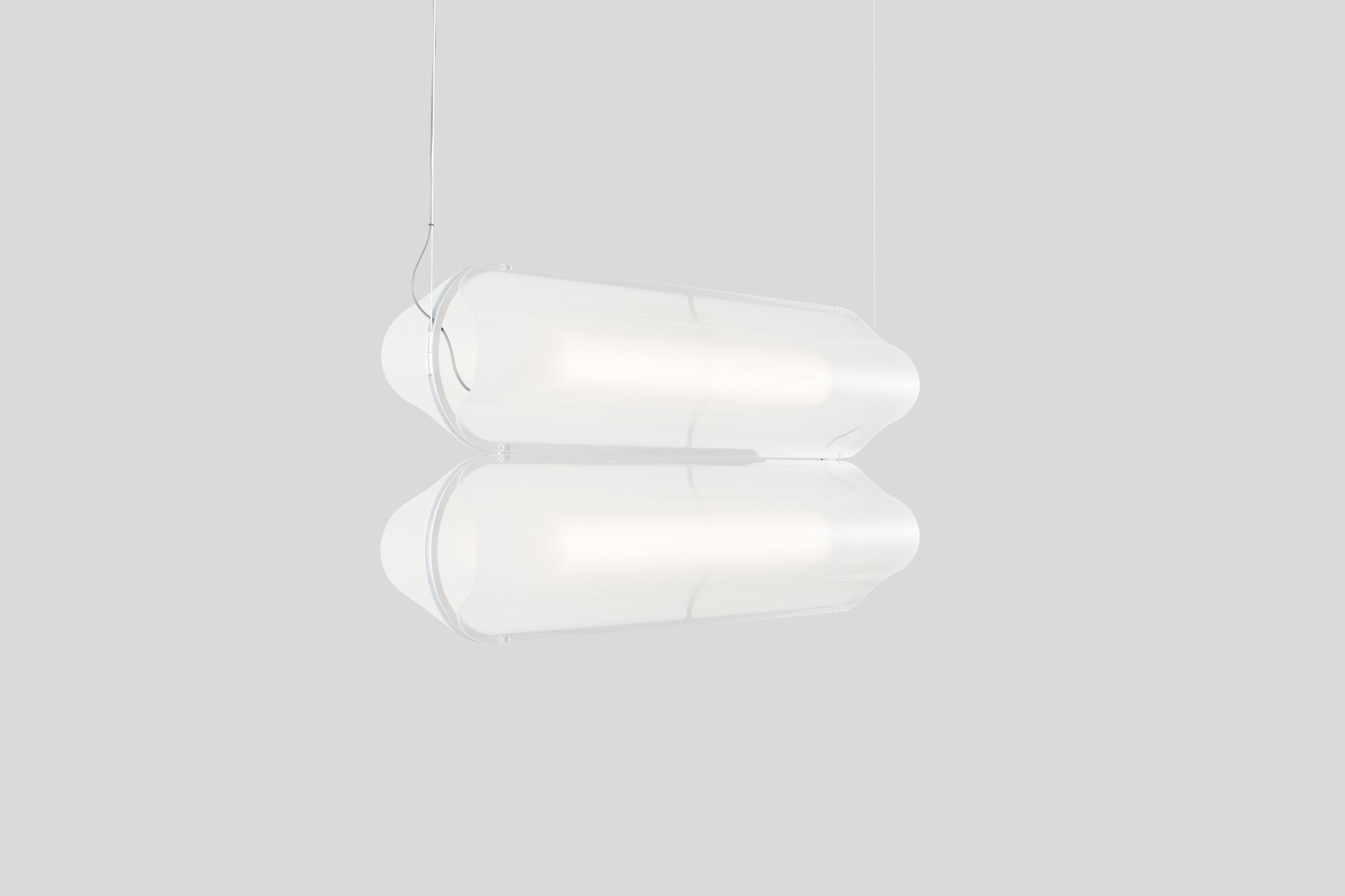 VALE - Pendant lamp
Design: Caine Heintzman, Editor: ANDLight

The Vale series optimises functionality through its multidirectional luminescence while diffusing soft ambient light.

Materials
– Acrylic
– Aluminum

Dimensions
102 x 30 x 23