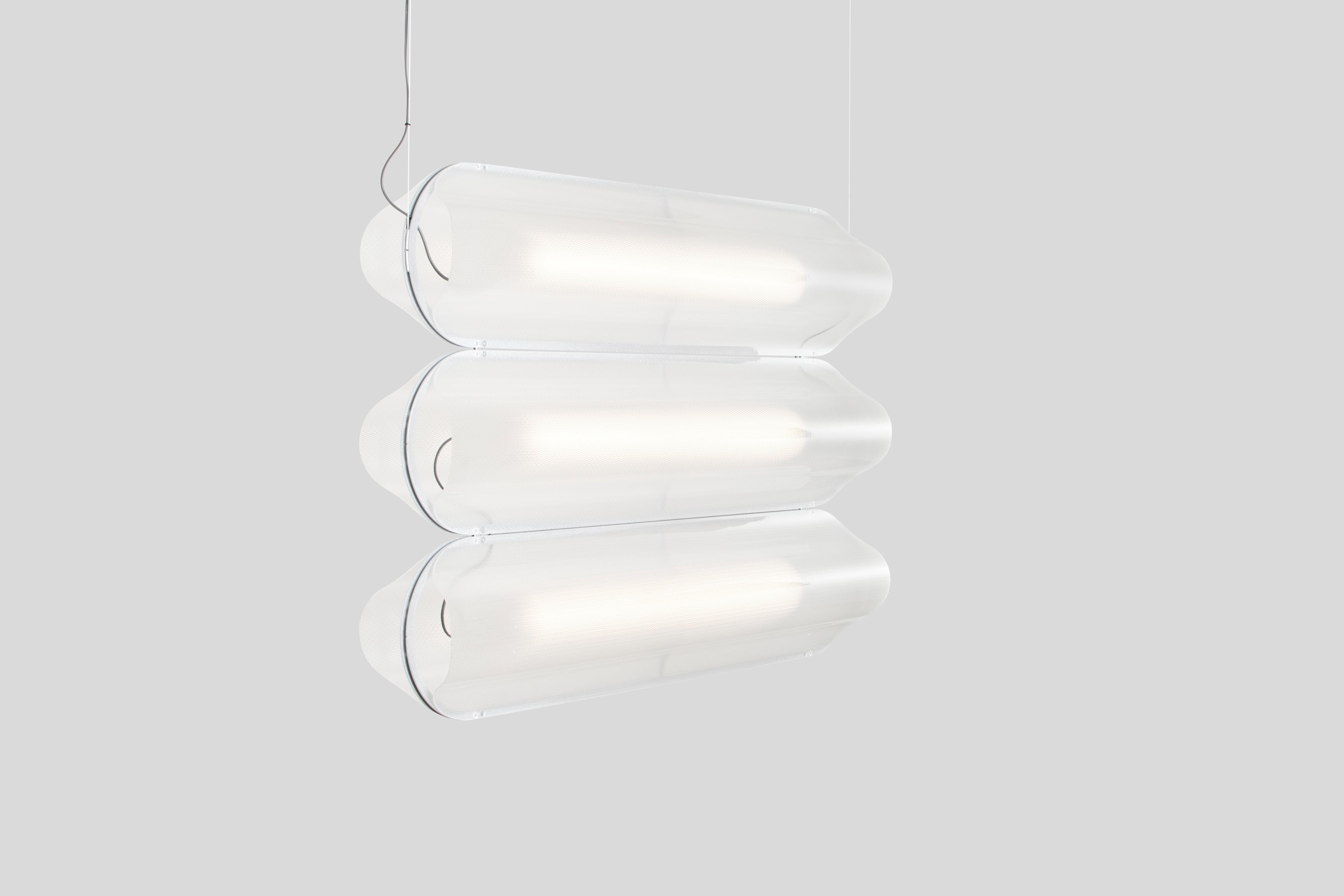 VALE, pendant lamp
Design: Caine Heintzman, Editor: ANDLight

The Vale series optimises functionality through its multidirectional luminescence while diffusing soft ambient light.

Materials
– Acrylic
– Aluminum

Dimensions
102 x 30 x 23