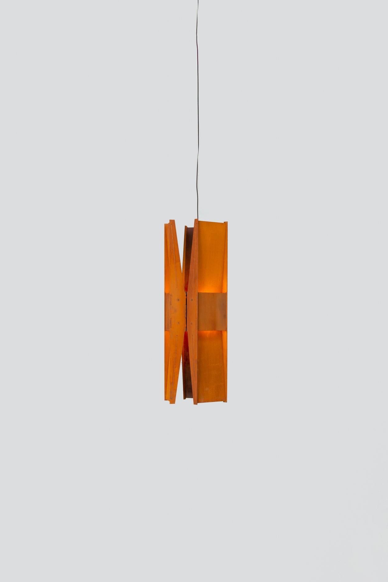 Contemporary Pendant Lamp 'Vector 3'

Model shown: Weathered Steel

DIMENSIONS
H. 58 cm x D. 22 cm / H. 22.75” x D. 8.5”

Adjustable cord length: 244 cm / 96”
* CUSTOM LENGTH AVAILABLE

ELECTRICAL
Input Voltage: 110–120V, 220–240V, 110–277V  

Power