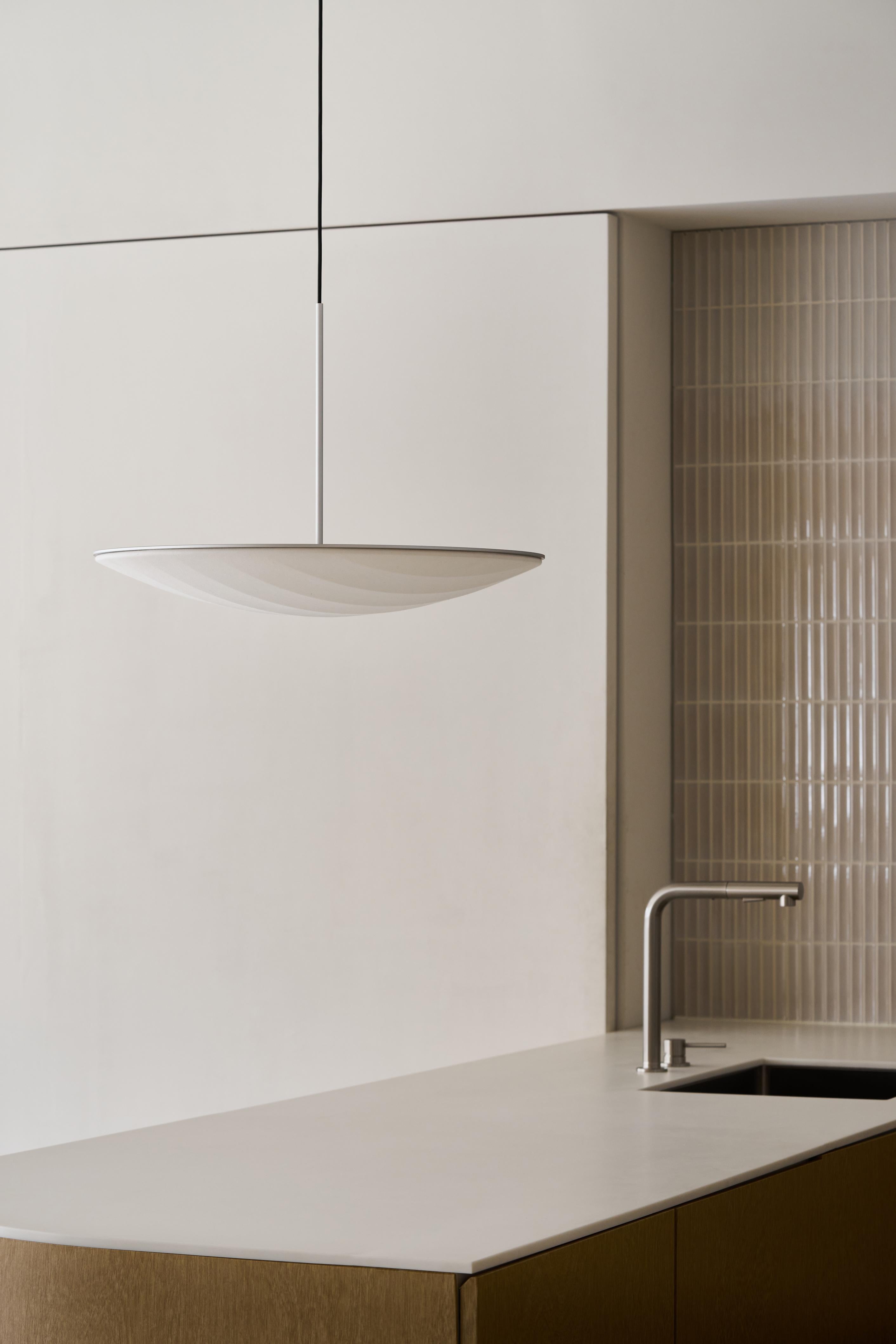 Organique Lampe suspendue contemporaine 'Voyage' par Bymars x AGO en vente