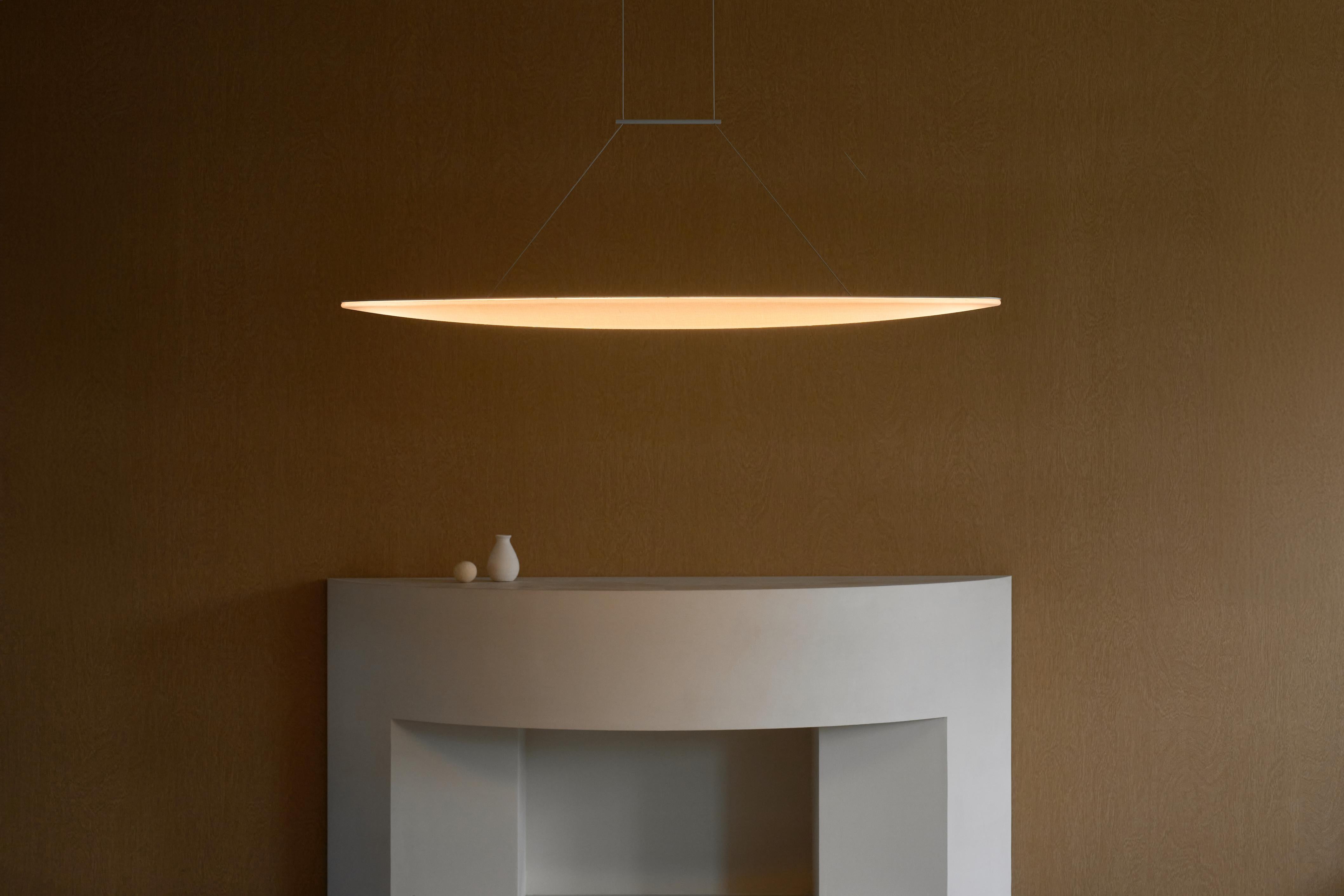 Coreano Lampada a sospensione contemporanea 'VOYAGE' di Bymars x AGO, Linear in vendita