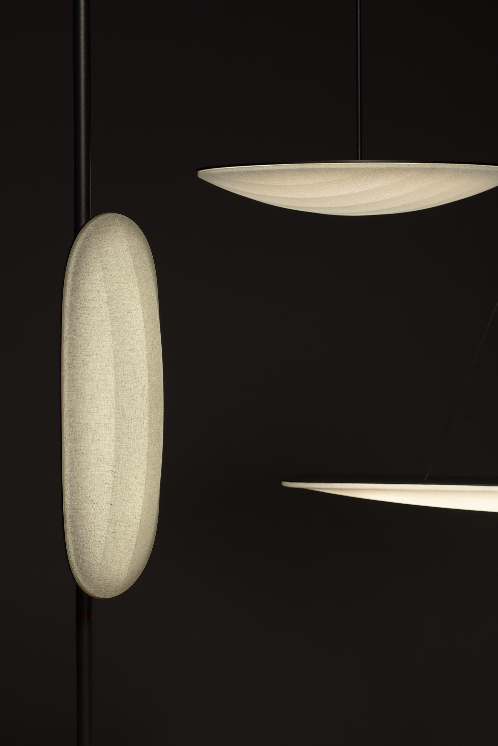 Alluminio Lampada a sospensione contemporanea 'VOYAGE' di Bymars x AGO, Linear in vendita