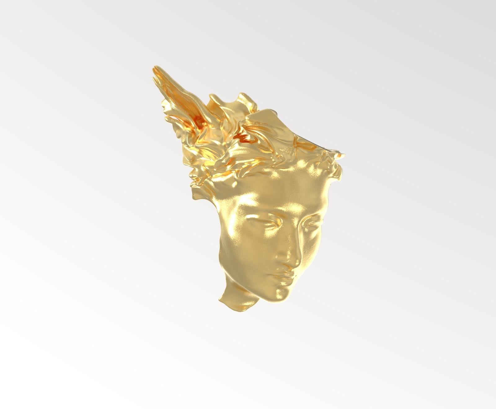 Contemporary Pendant Necklace in Brass In New Condition For Sale In Berlin, DE