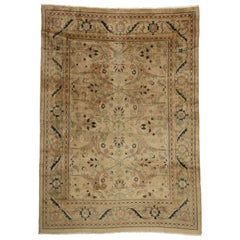 Tapis Mahal persan contemporain de style traditionnel