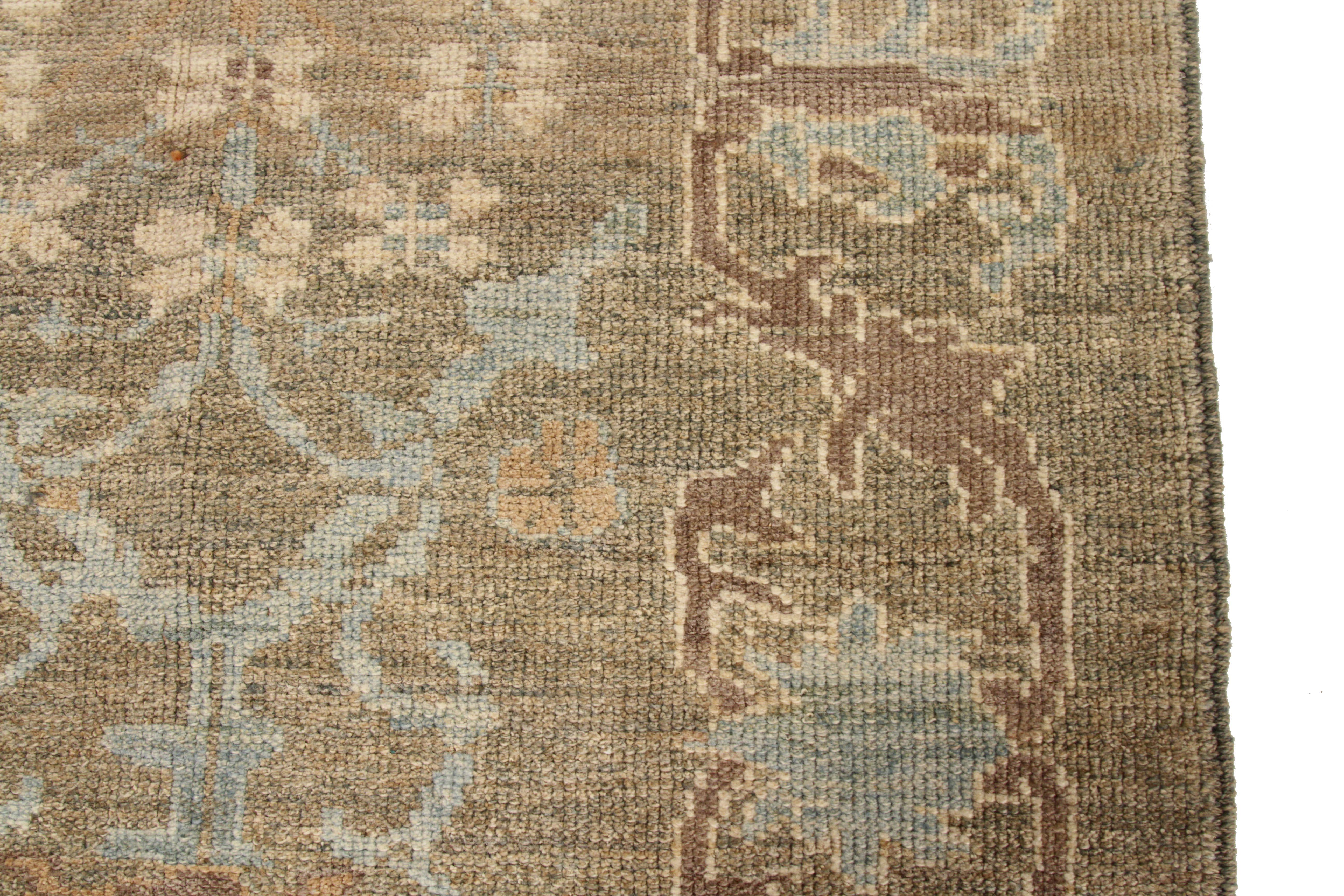 Contemporary Persian Oushak Rug Flower-Patterned in Blue and Brown In New Condition For Sale In Dallas, TX