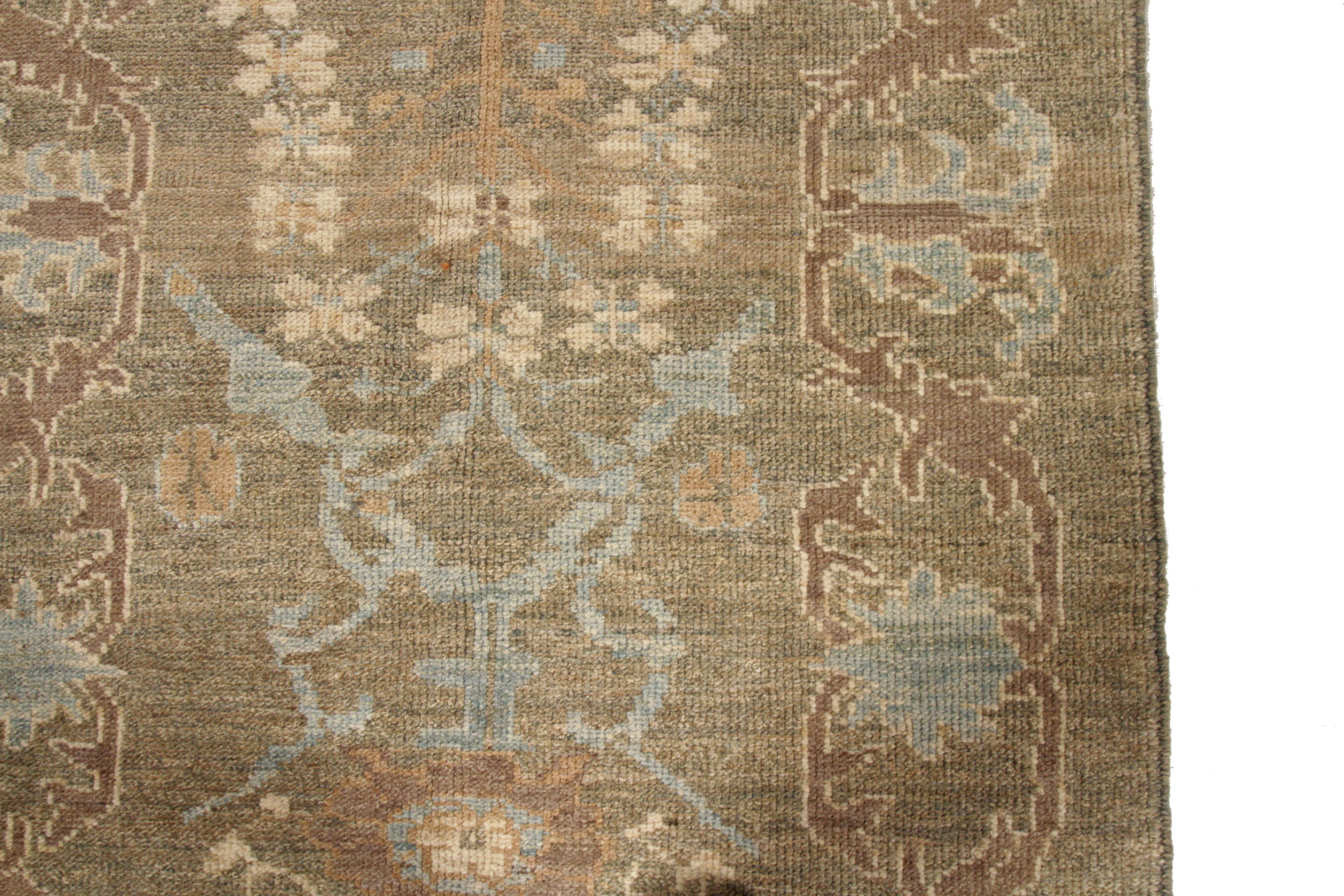 Wool Contemporary Persian Oushak Rug Flower-Patterned in Blue and Brown For Sale
