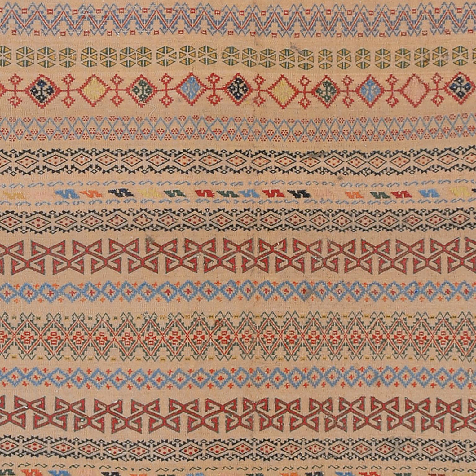 Zeitgenössischer persischer Sofreh-Kilim (Stammeskunst) im Angebot
