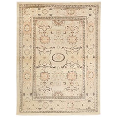 Tapis persan contemporain de type Tabriz avec détails floraux beige et noir