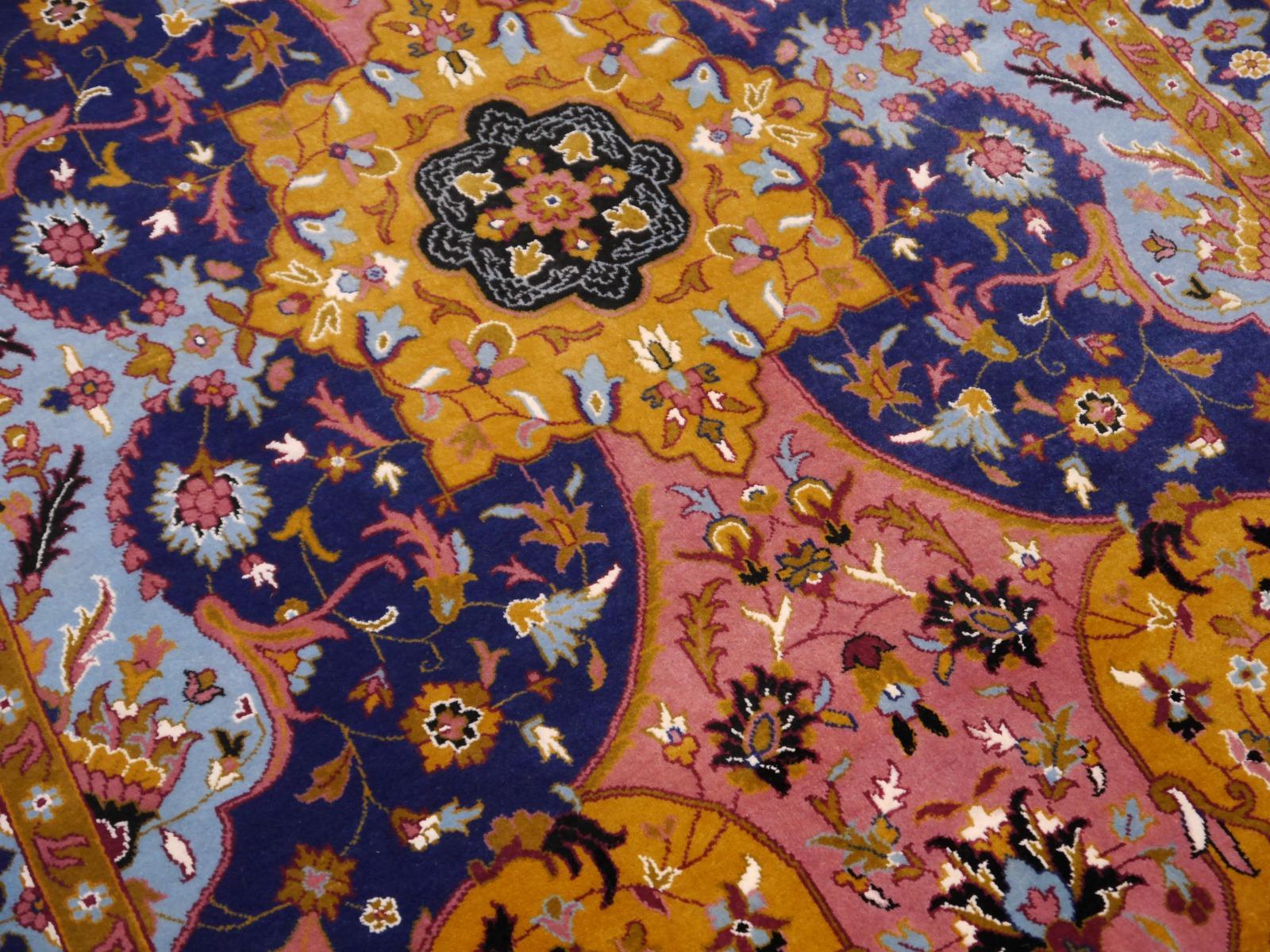 Indischer handgeknüpfter PETAG TABRIZ-Teppich im TABRIZ-Design im Angebot 2