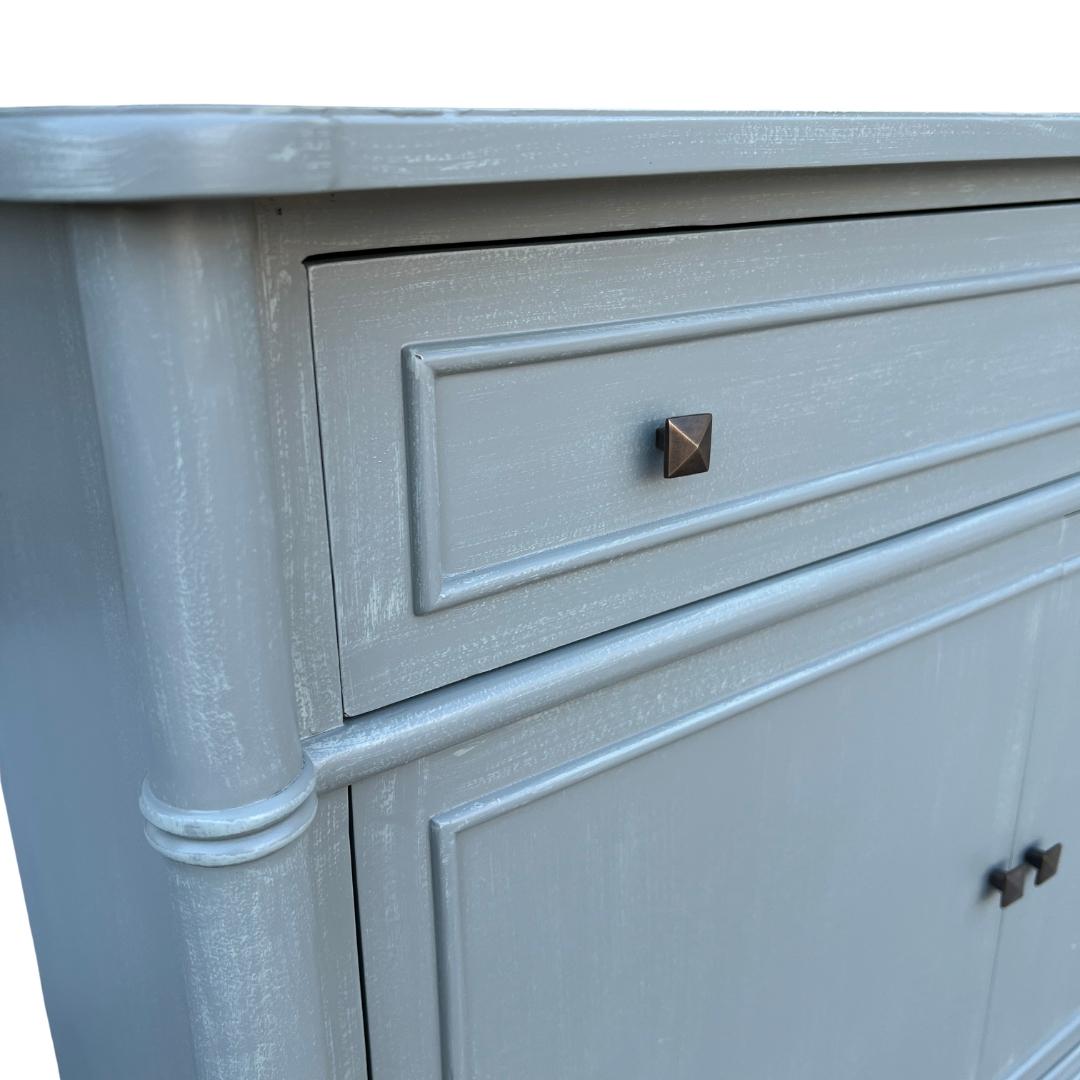 Armoire peinte contemporaine Phillips Scott Neuf - En vente à Alpharetta, GA