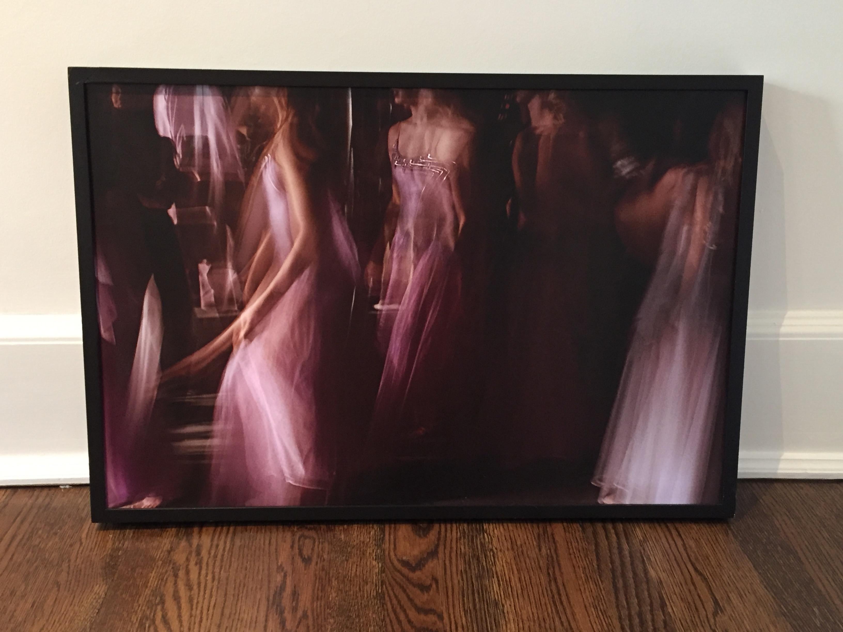 Contemporary Photography Henry Leutwyler photography abstract gelatin silver print authentic and fabulous
Beautiful images of the ballet, from renowned artist Henry Leutwyler
Overall dimensions 29 x 1 x 22.

Born in Switzerland in 1961,