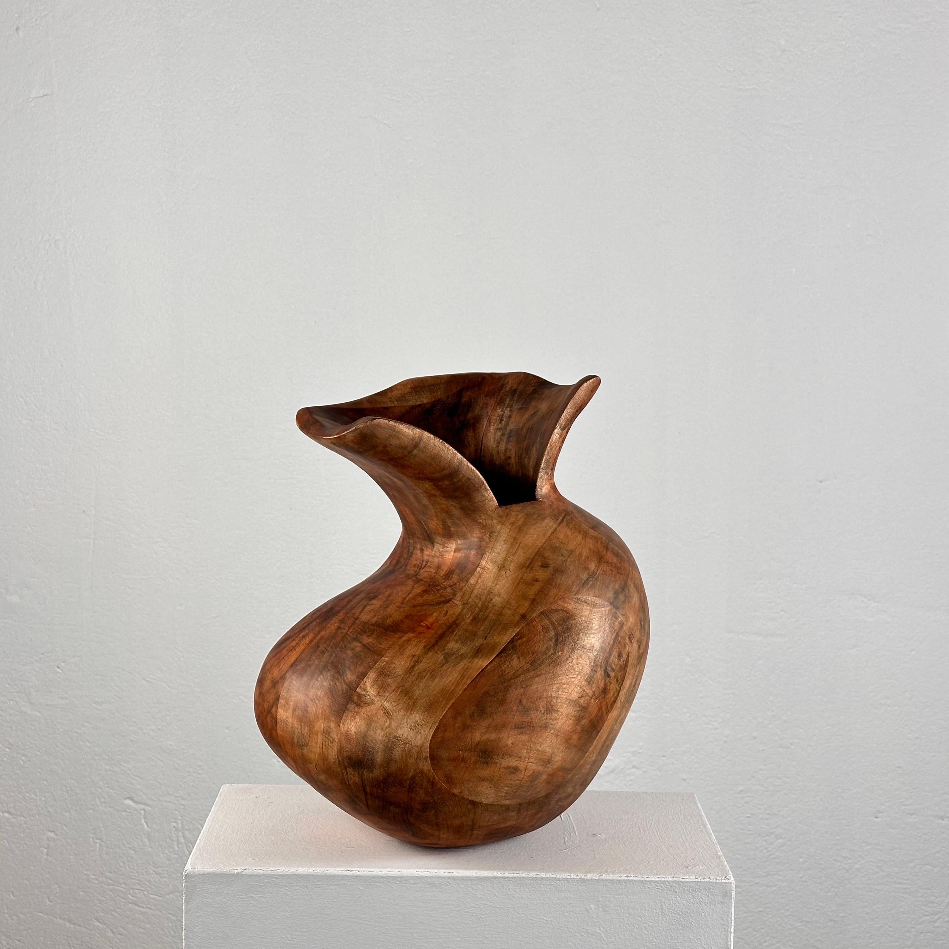 Contemporary Phytomorphic Sculpture Vase aus Holz für FORME, 2024, Italien (Moderne der Mitte des Jahrhunderts) im Angebot
