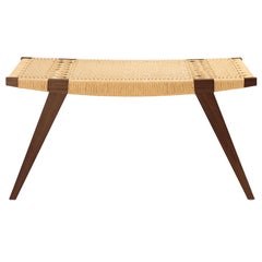 Taburete contemporáneo pi2, estructura de roble fumé, asiento de cuerda danesa natural