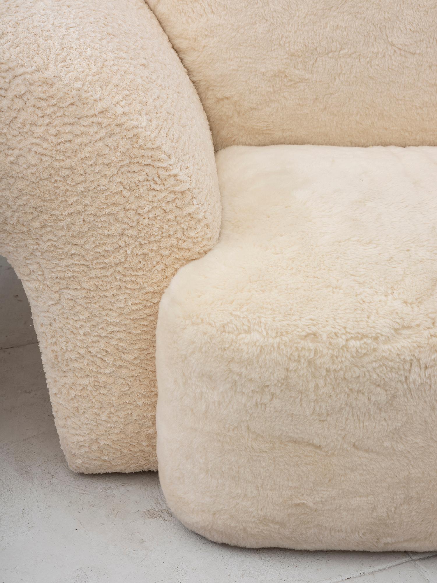 Contemporary Piazza Chair in Feather Boucle and Yeti Wool Hair 3