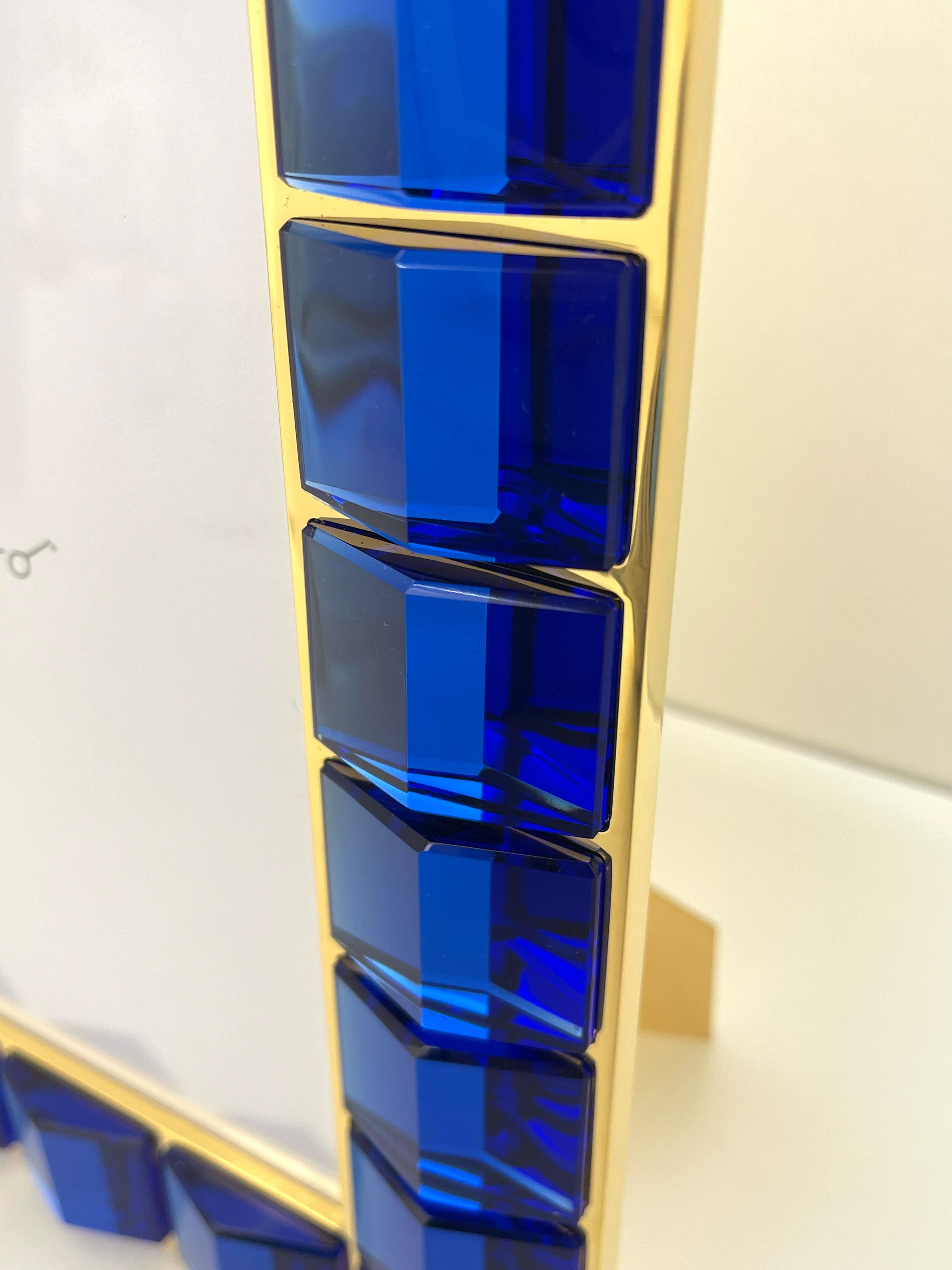 Contemporary Photo Frame in 24kt Gold plated Brass and Handmade Blue Crystal In New Condition For Sale In Pieve Emanuele, Milano