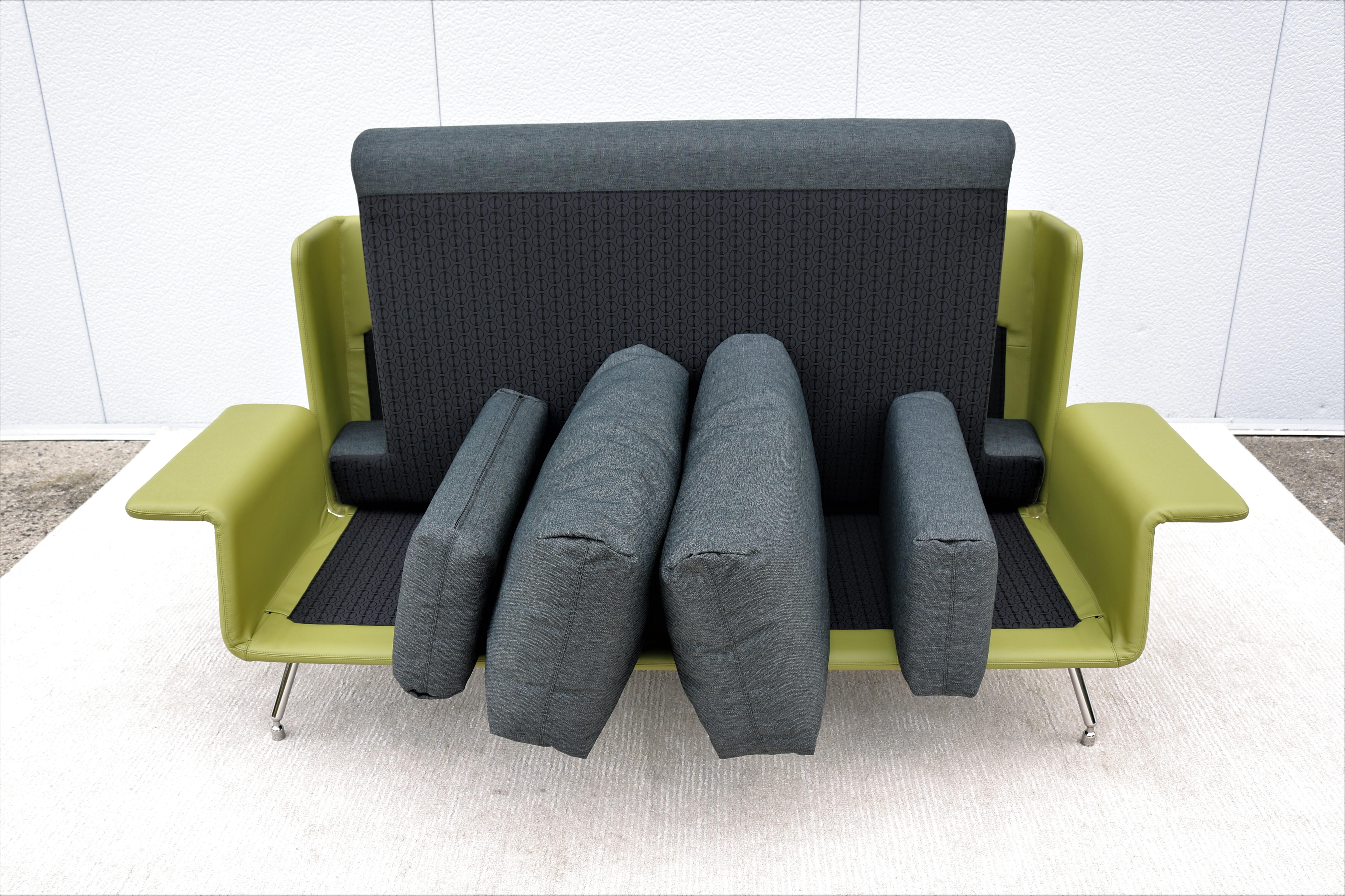 Contemporary Pierre Beucler for Knoll Architecture & Associes Residential Settee For Sale 4