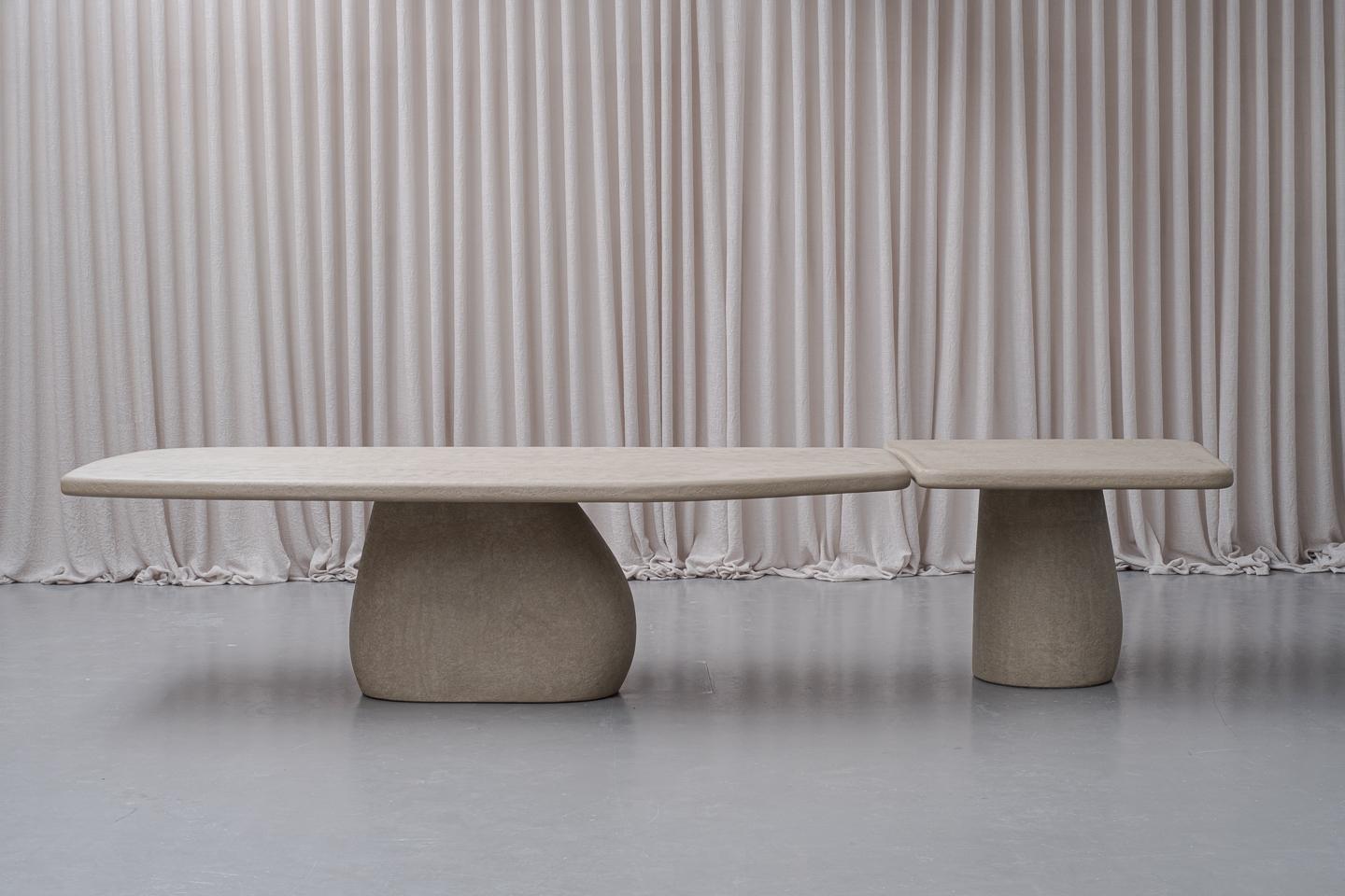 Table de salle à manger contemporaine Pigalle, 210 par Armand & Francine en vente 2
