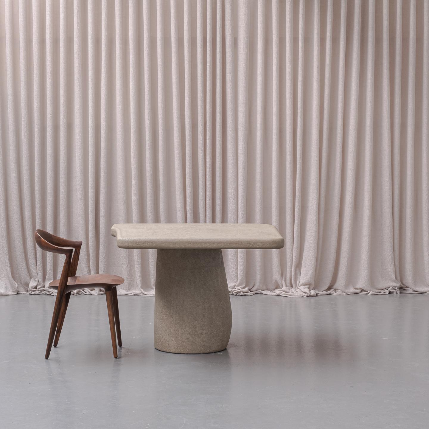 Table de salle à manger contemporaine Pigalle, 330 par Armand & Francine en vente 5