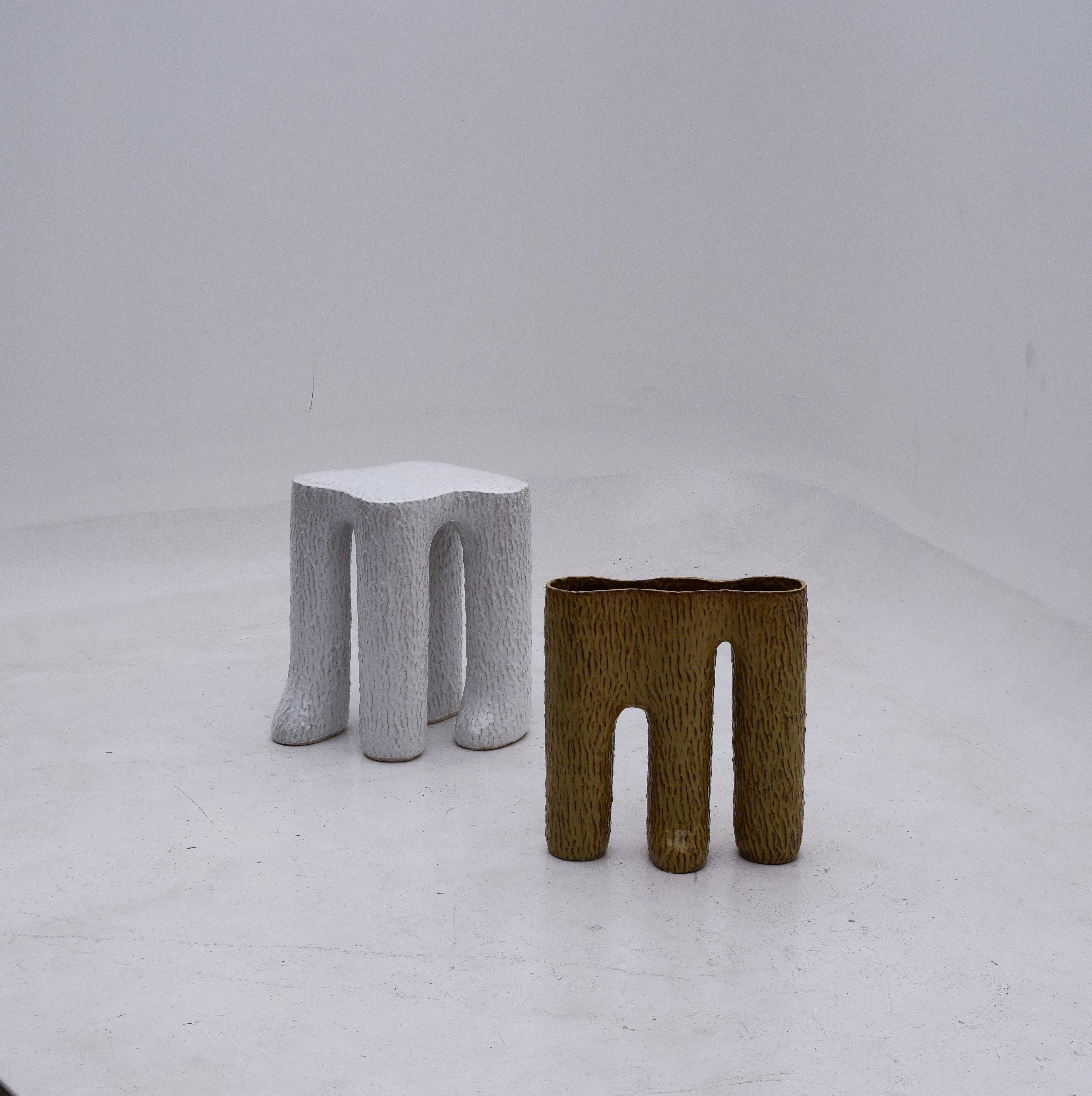 Korean Contemporary Pillar Coffee Table '4 Legs' in Ceramic For Sale