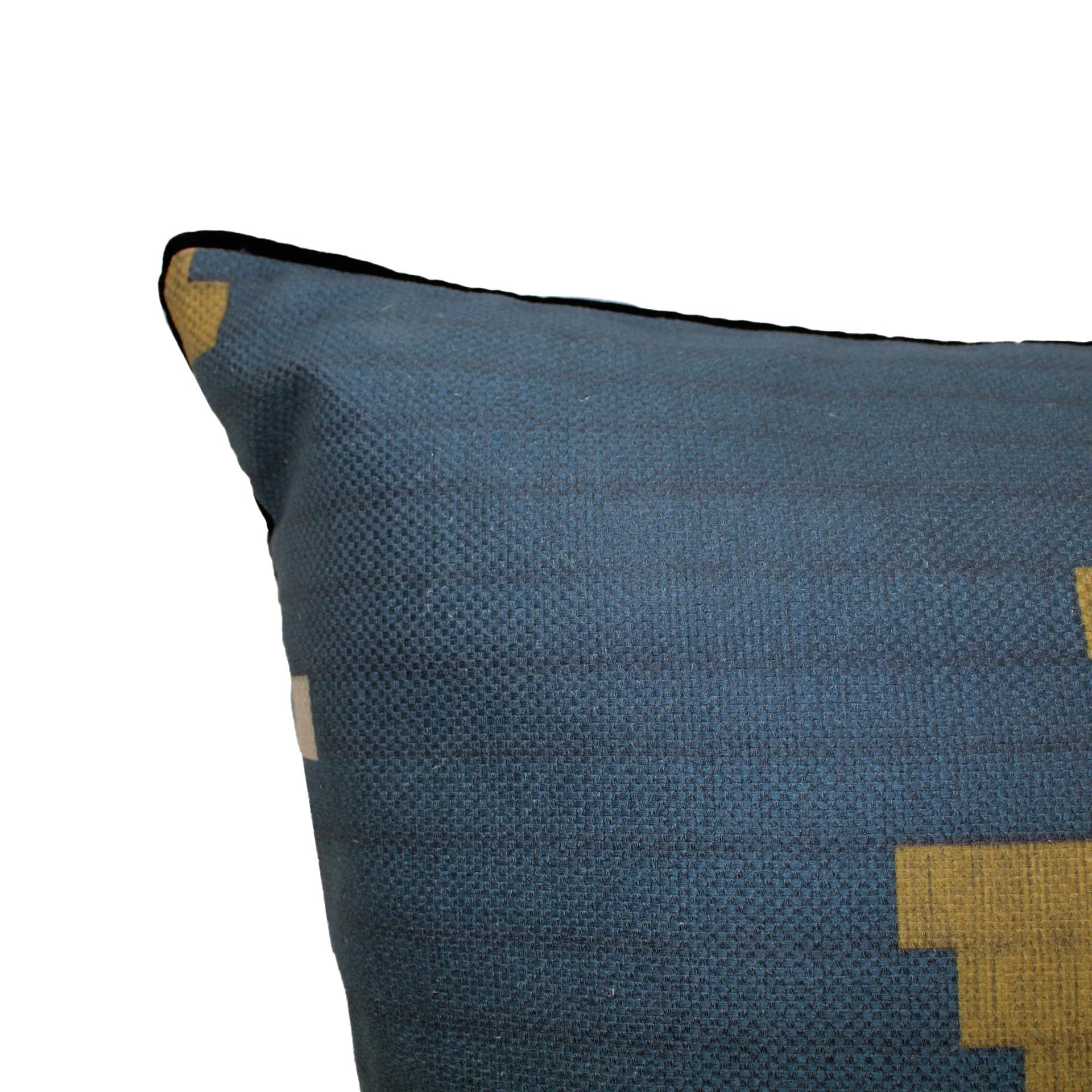 Contemporary Pillow in Linen and Cotton with Abstract Print In Good Condition For Sale In Ibiza, Spain