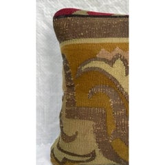 Cuscino contemporaneo realizzato con un arazzo metallico del XVIII secolo