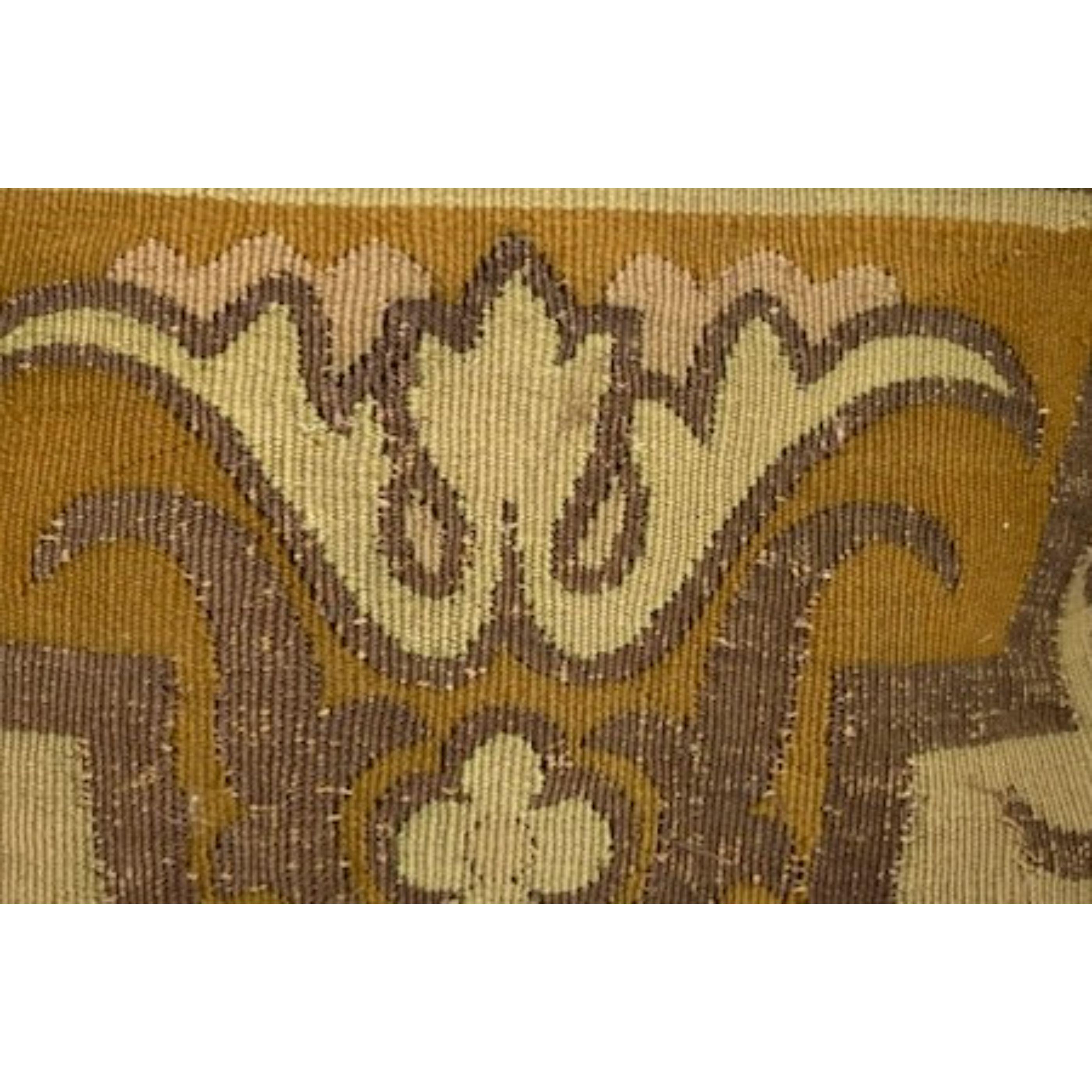 Almohada contemporánea hecha con tapicería metálica del siglo XVIII Imperio en venta